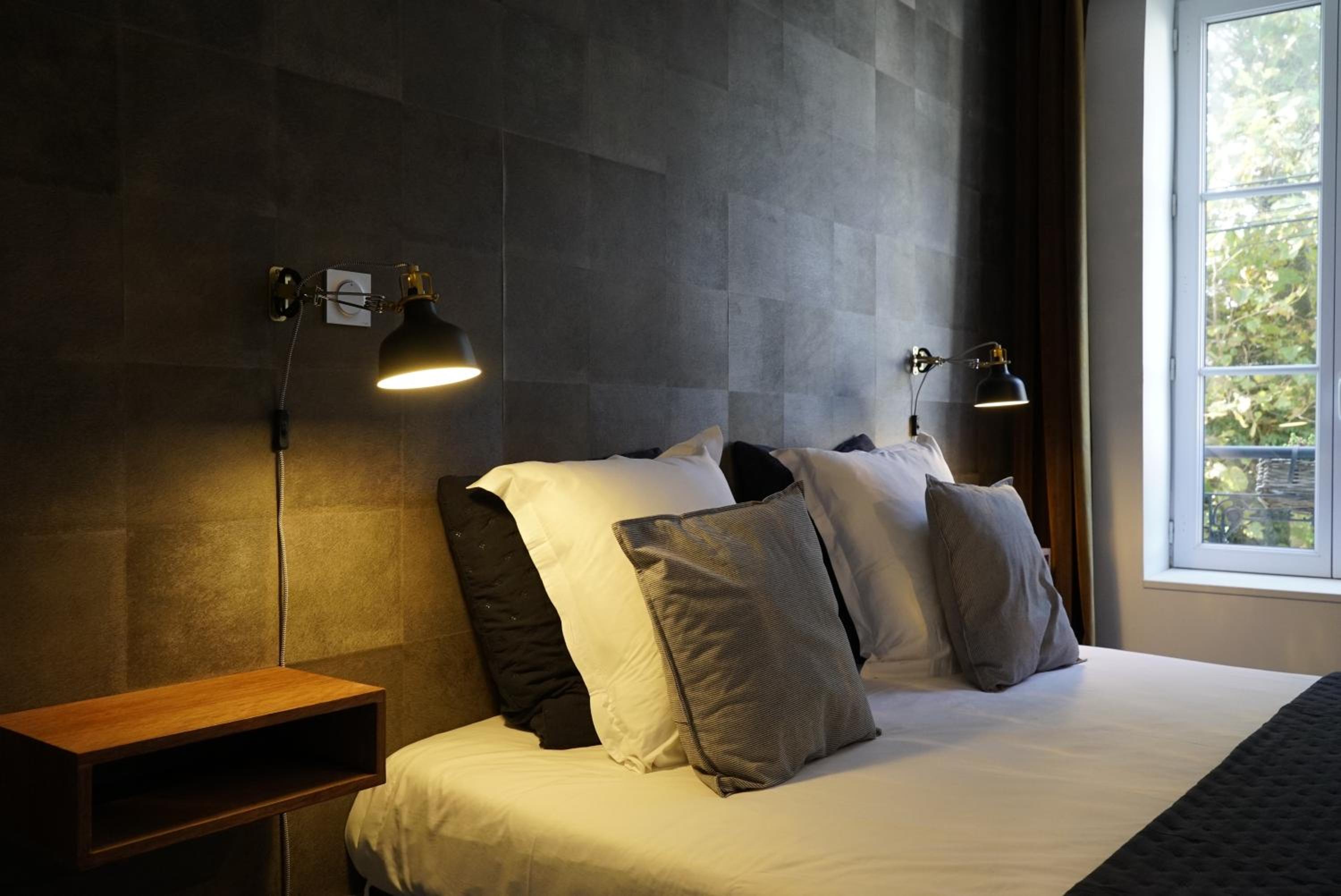 Double Room with Private Bathroom - Photo 3