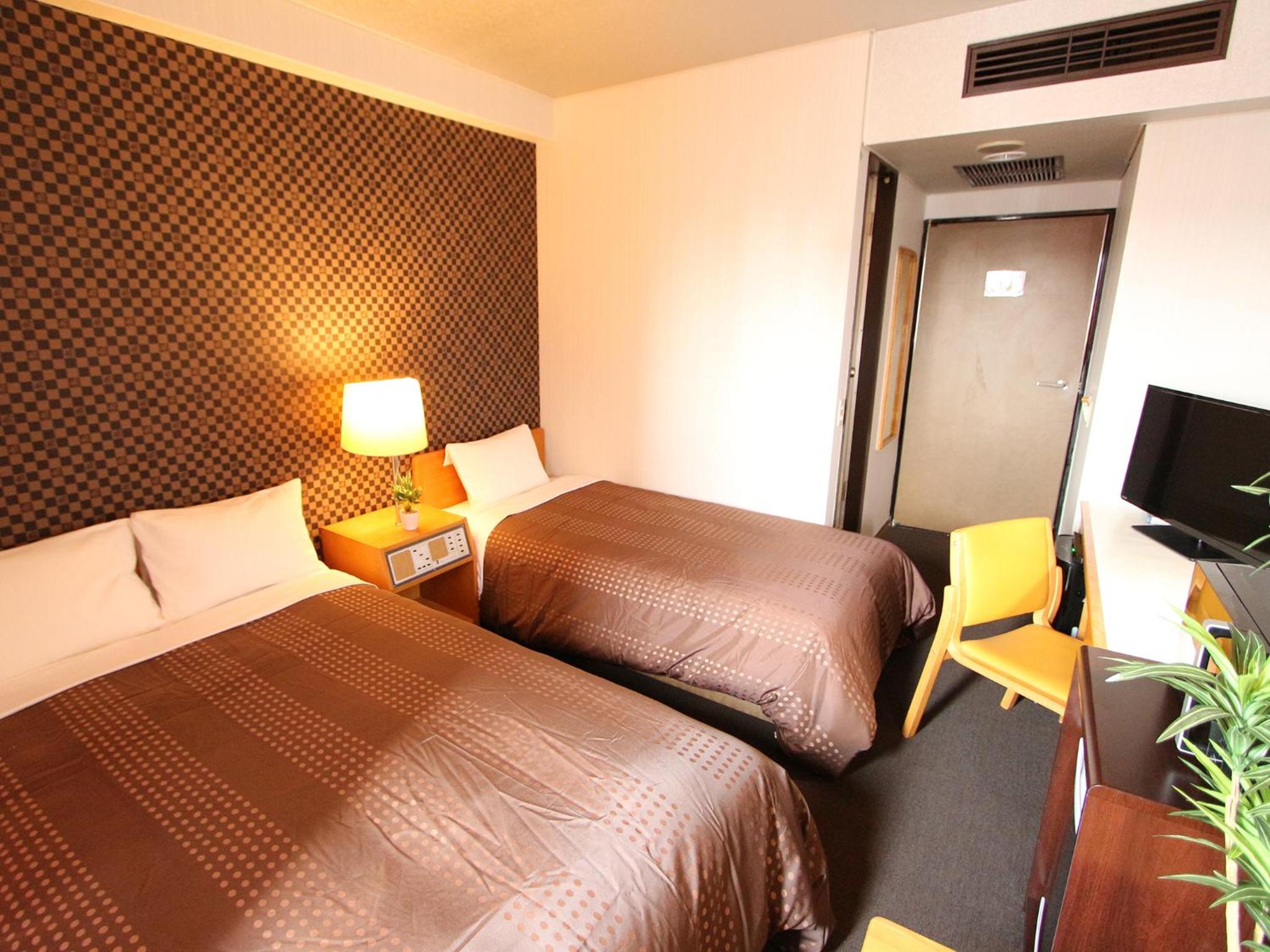 Twin Room - Non-Smoking