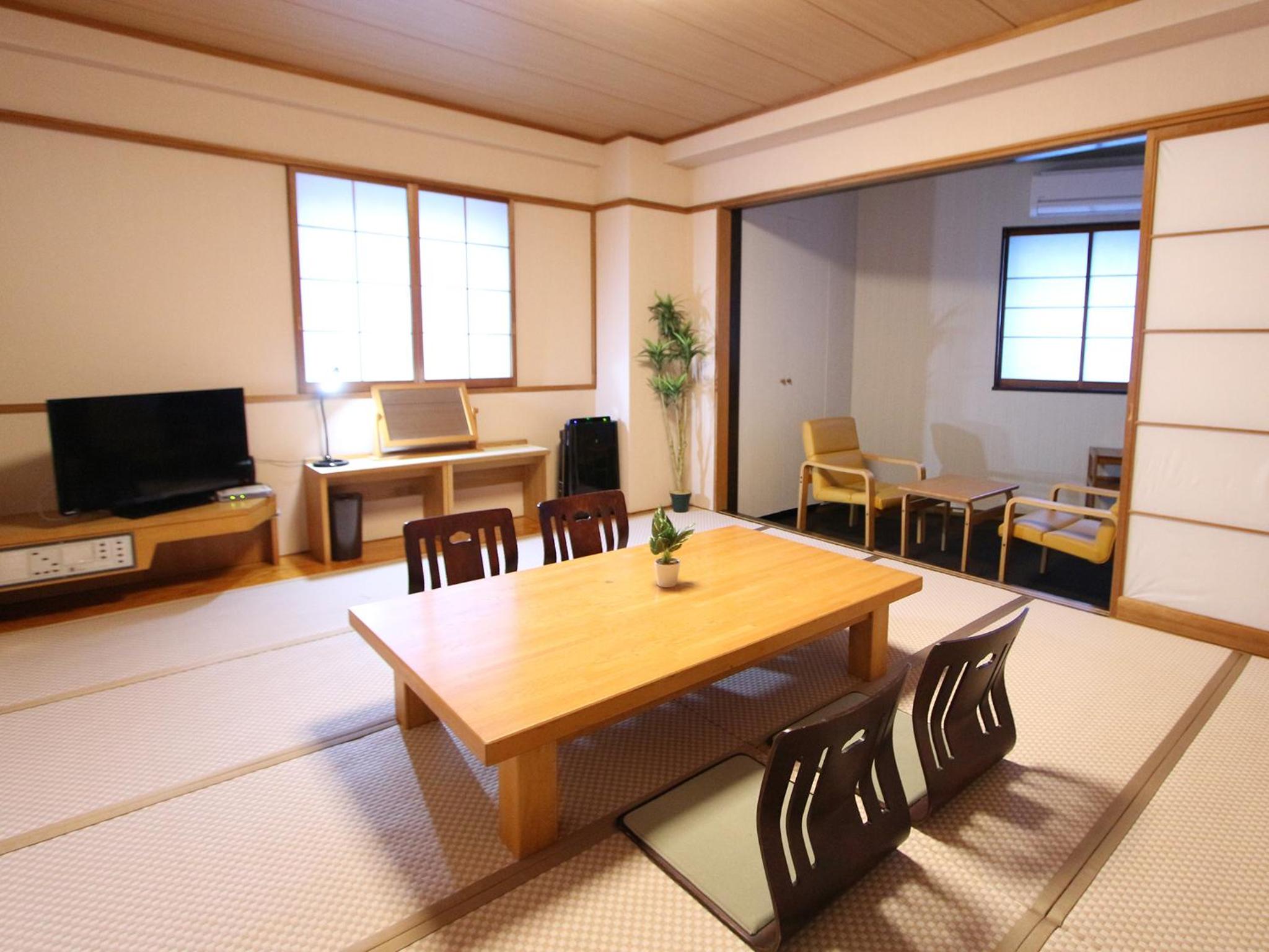 Japanese-Style Room
