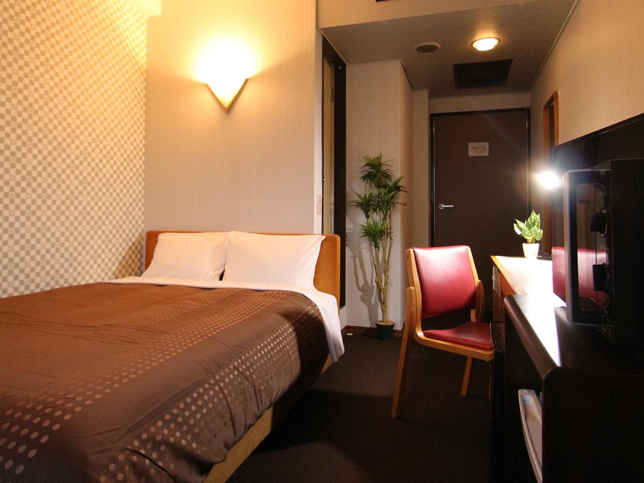 Double Room - Non-Smoking  photo 3