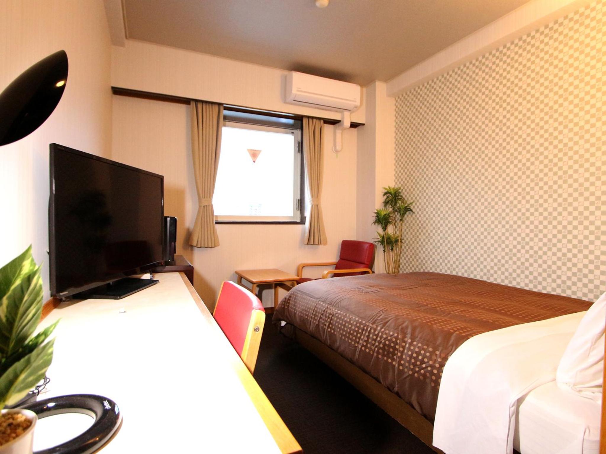Double Room - Non-Smoking 