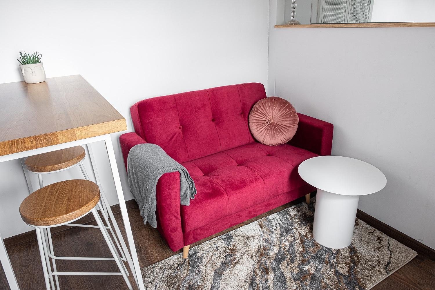 One-Bedroom Apartment - Photo 6