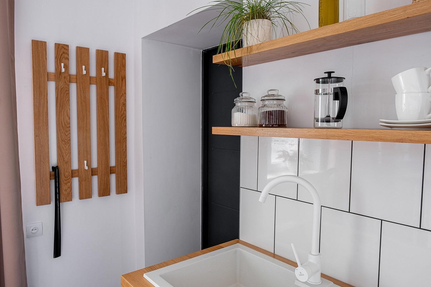 One-Bedroom Apartment - Photo 8
