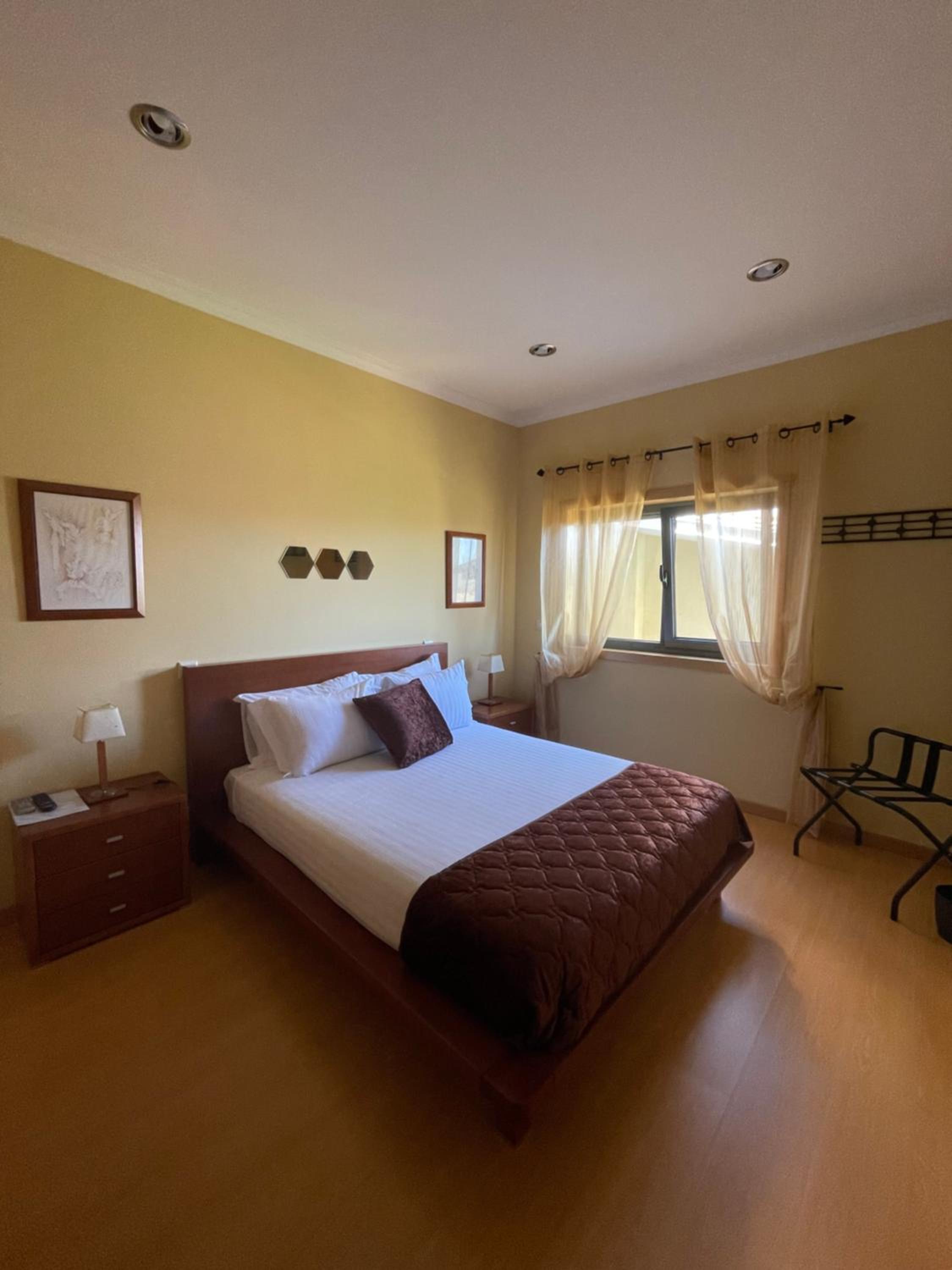 Four-Bedroom House photo 2