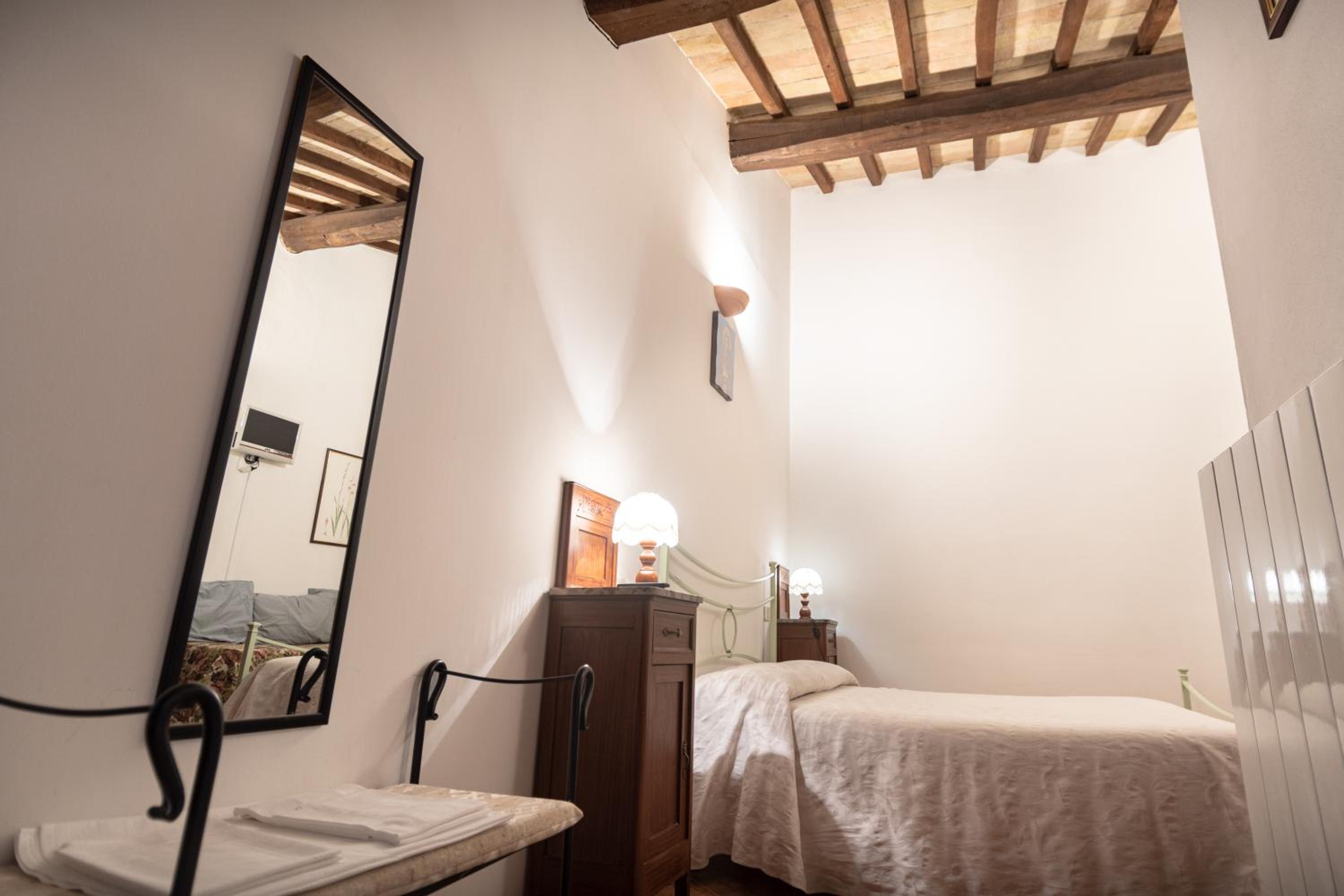 Triple Room - Photo 1