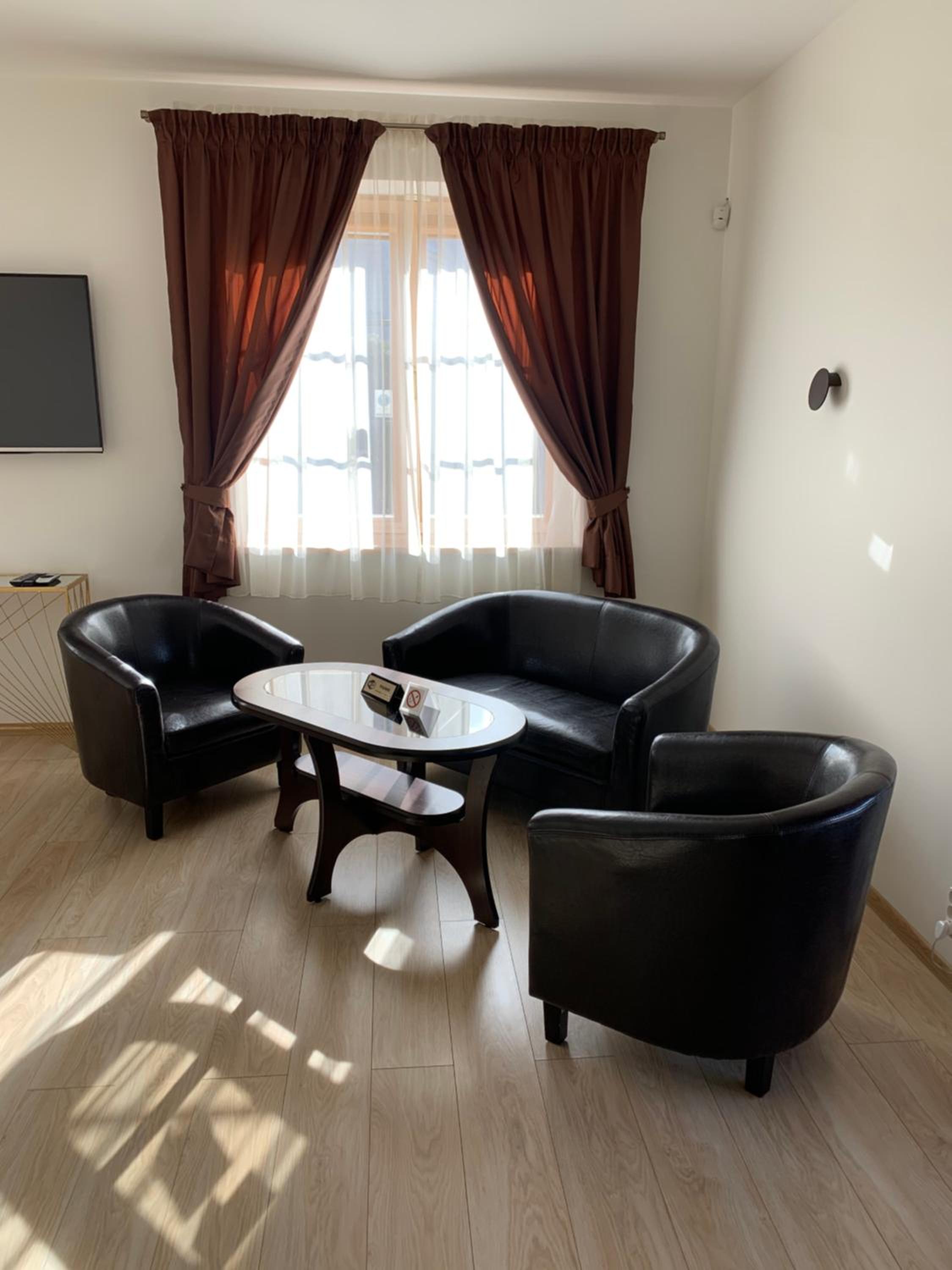 Double Room with Terrace - Photo 4