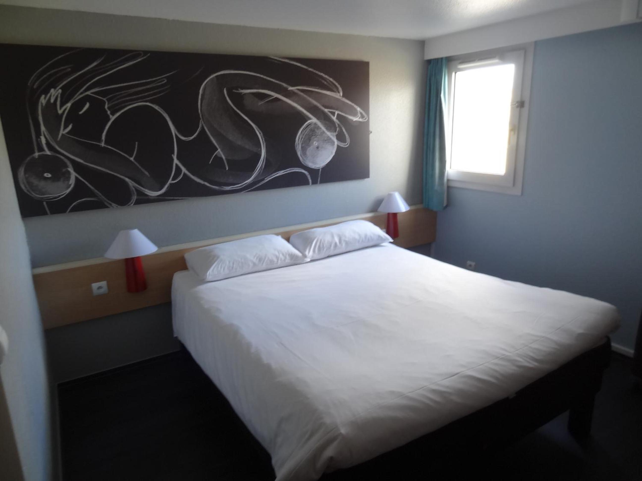 Standard Double Room - Photo 4