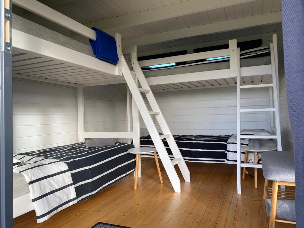 Quadruple Room - Photo 3