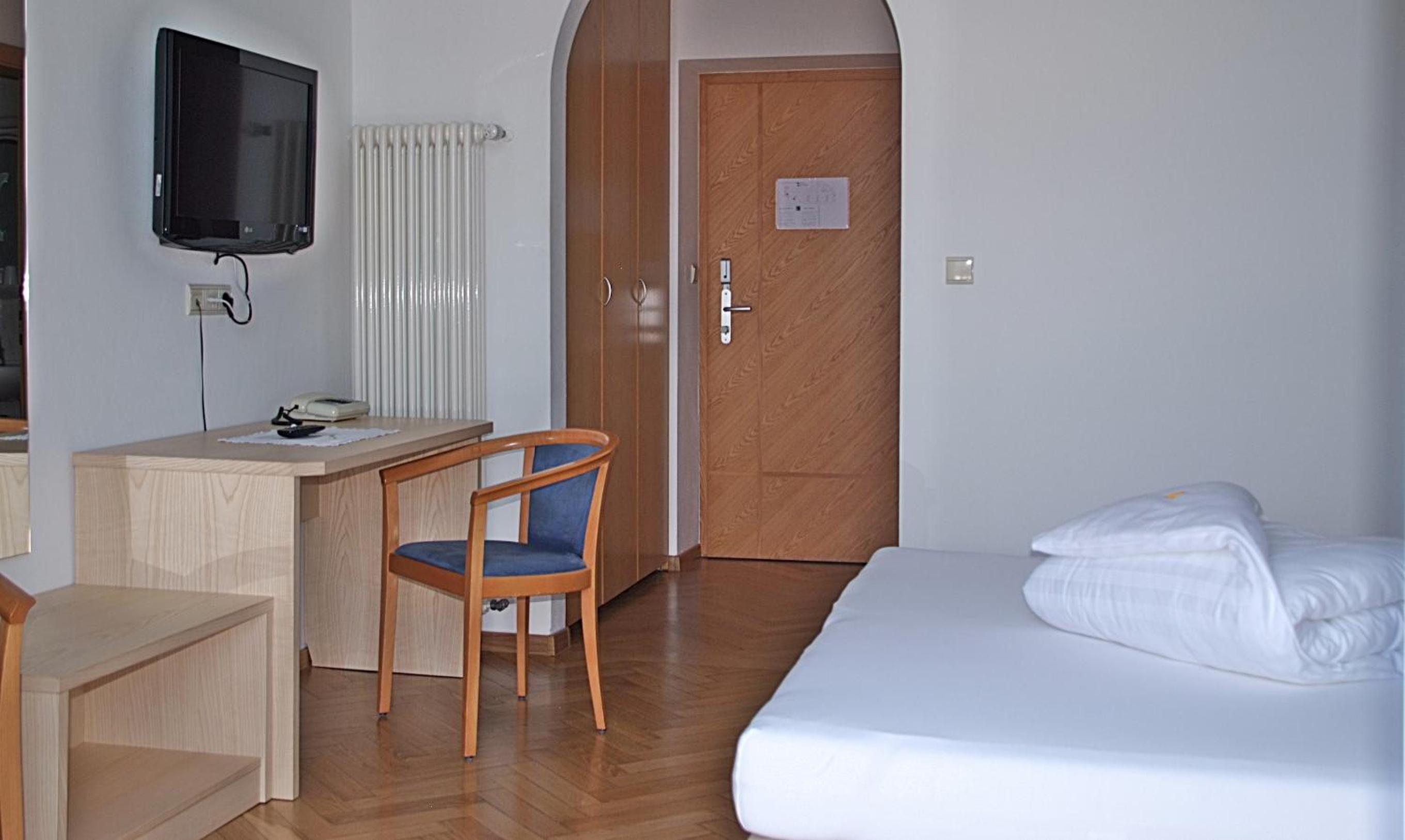 Comfort Twin/Double Room - Photo 14
