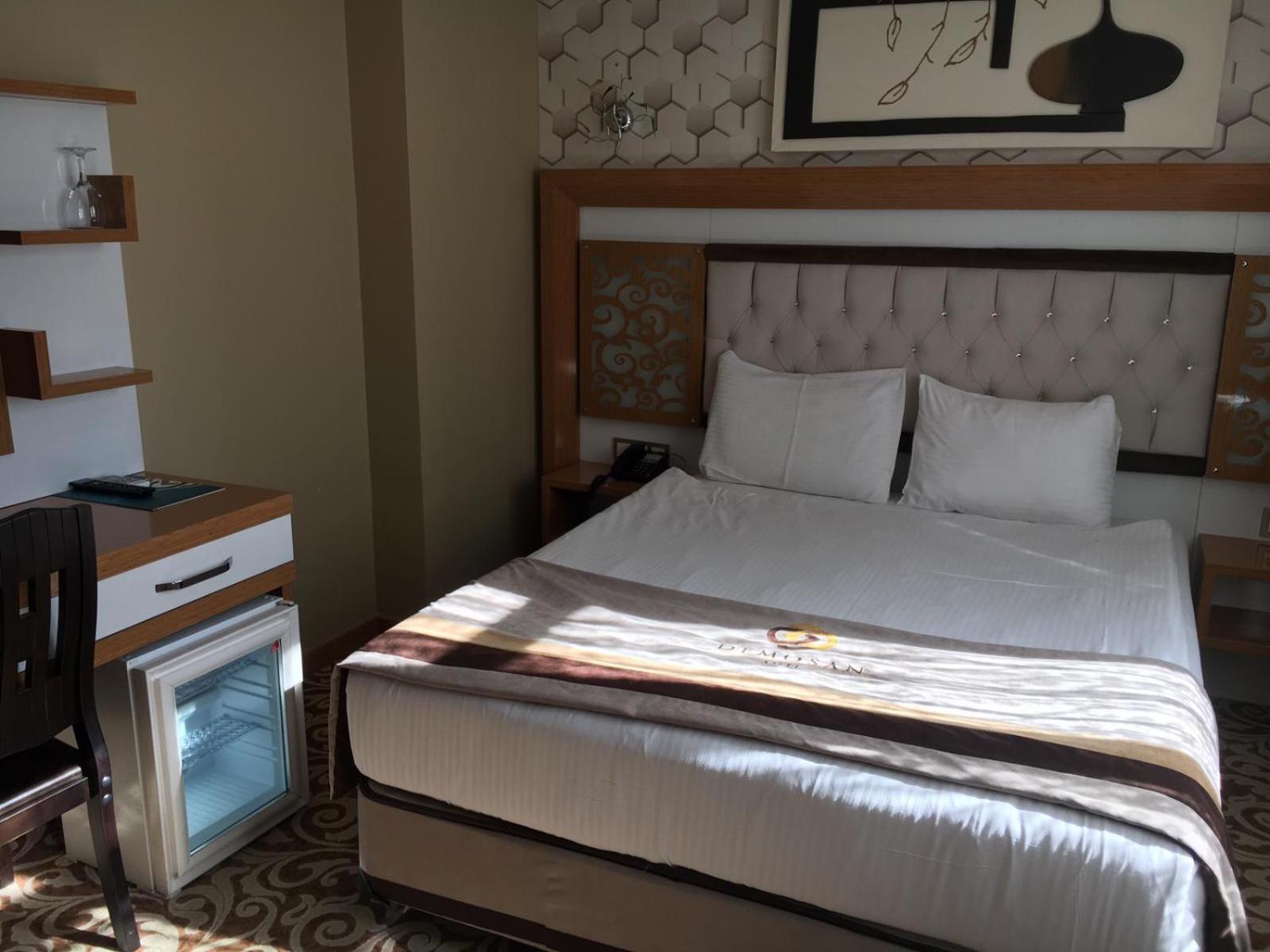 Large Single Room photo 3
