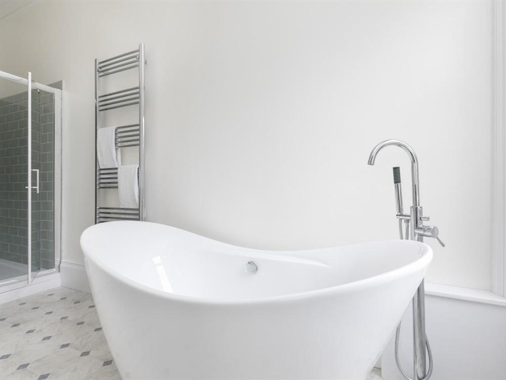 King Suite photo 3