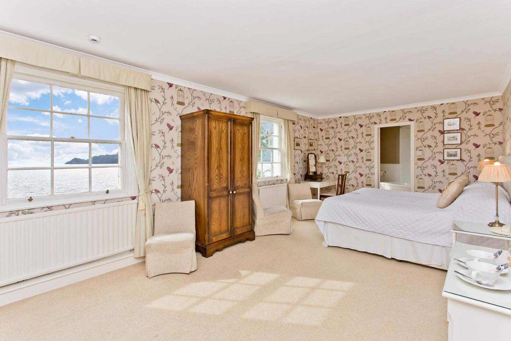 Superior Double Room with Sea View - Photo 13