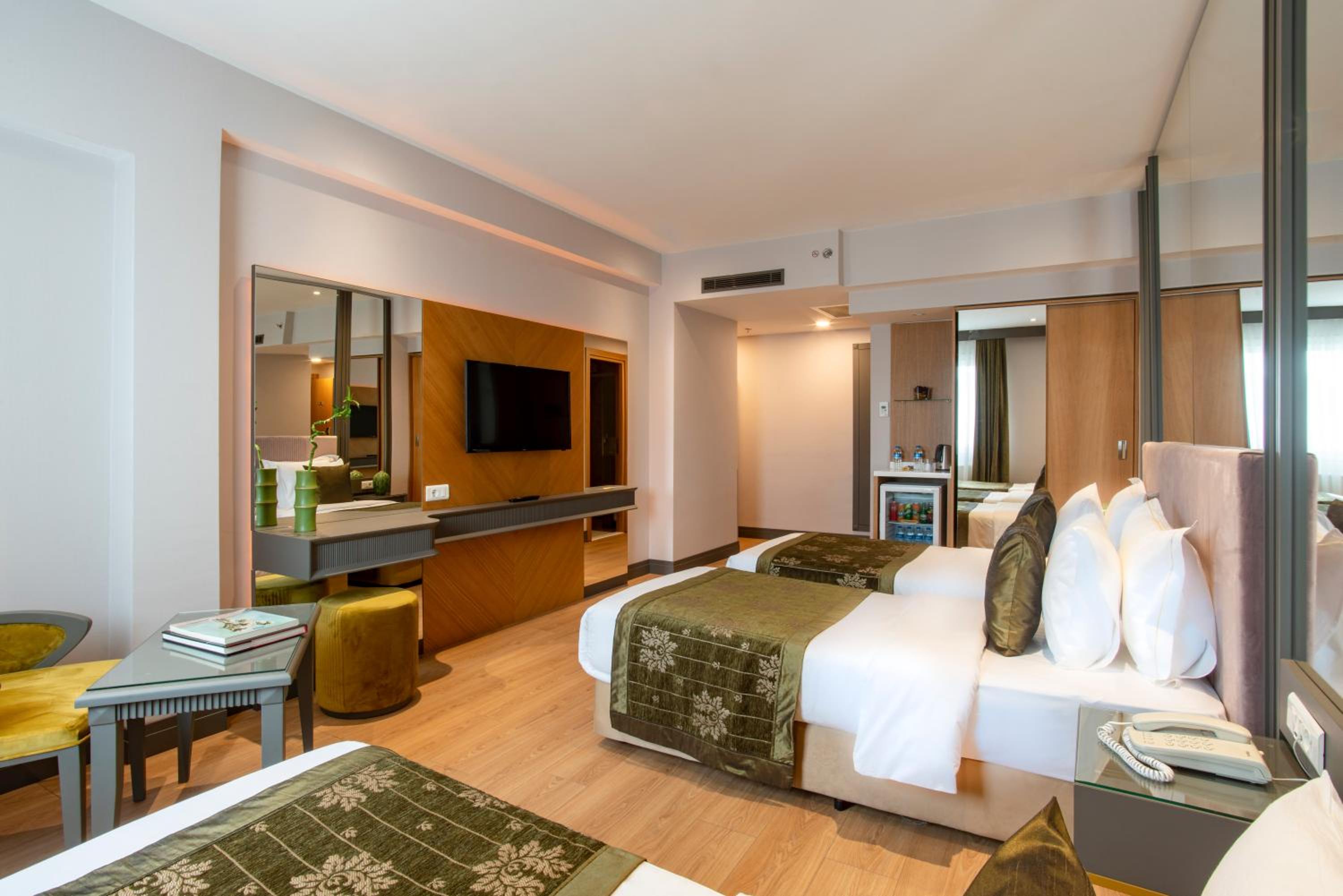 Triple Room photo 2