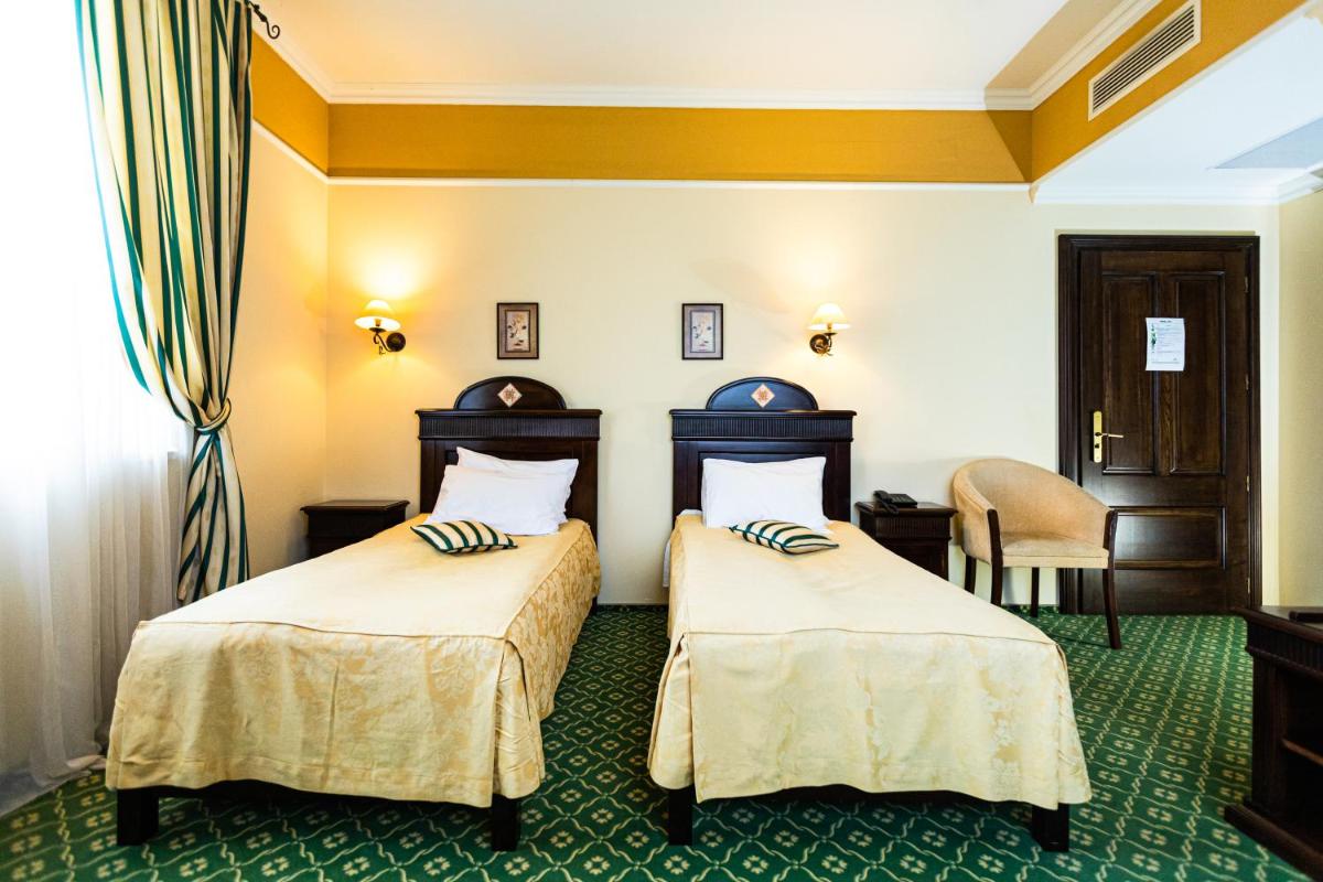Twin Room with Balcony photo 1