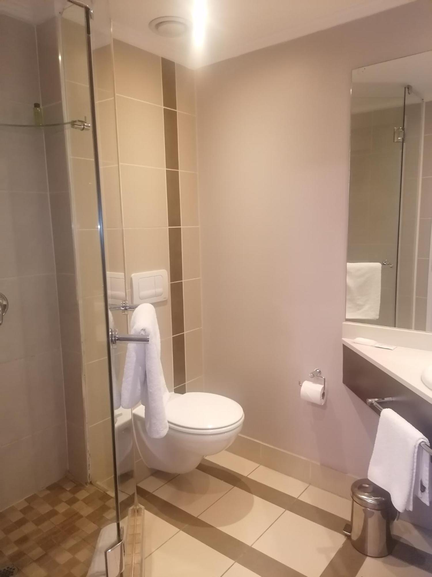 Standard Twin Room photo 3