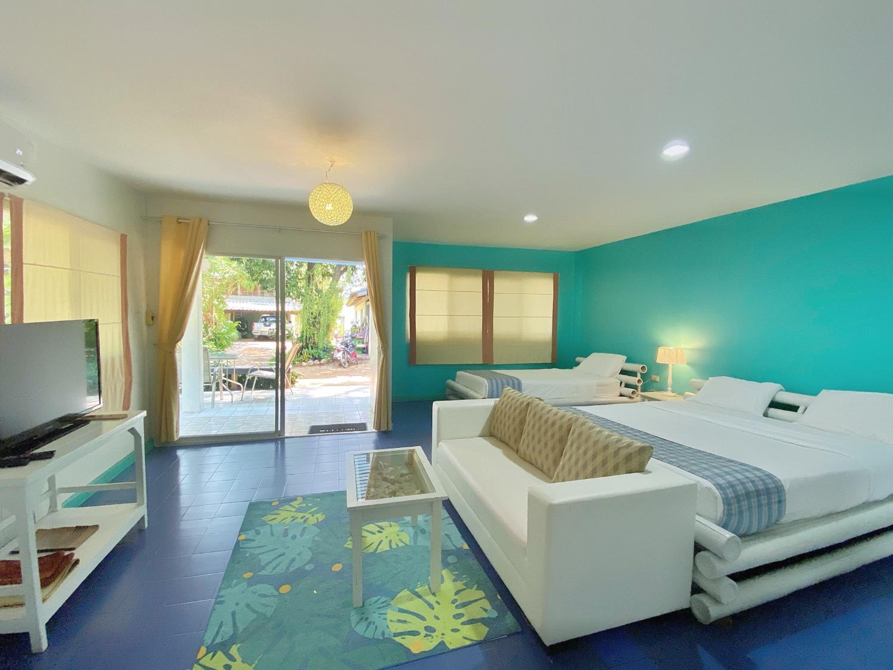 One-Bedroom House - Photo 1