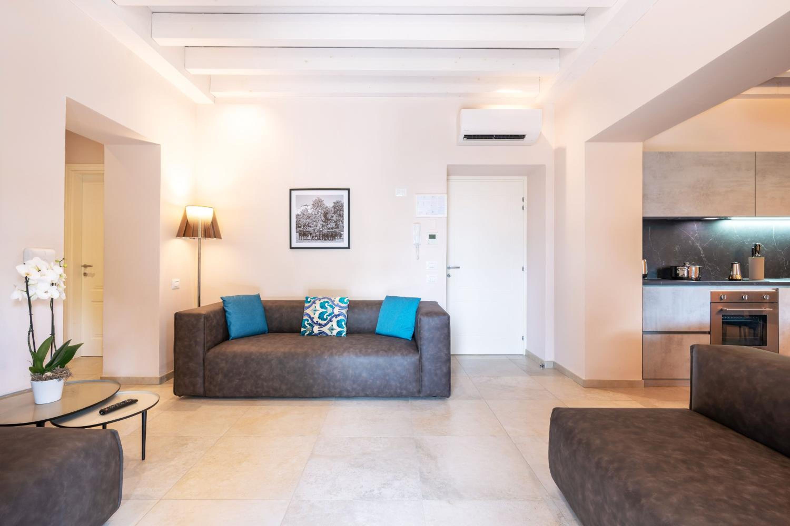 Superior Apartment photo 3
