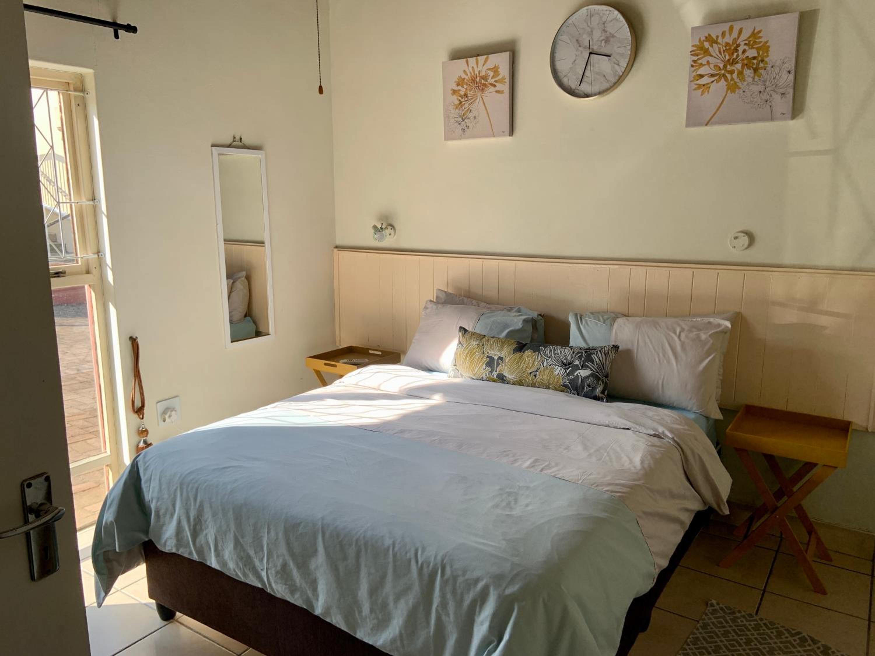 Three-Bedroom House photo 1