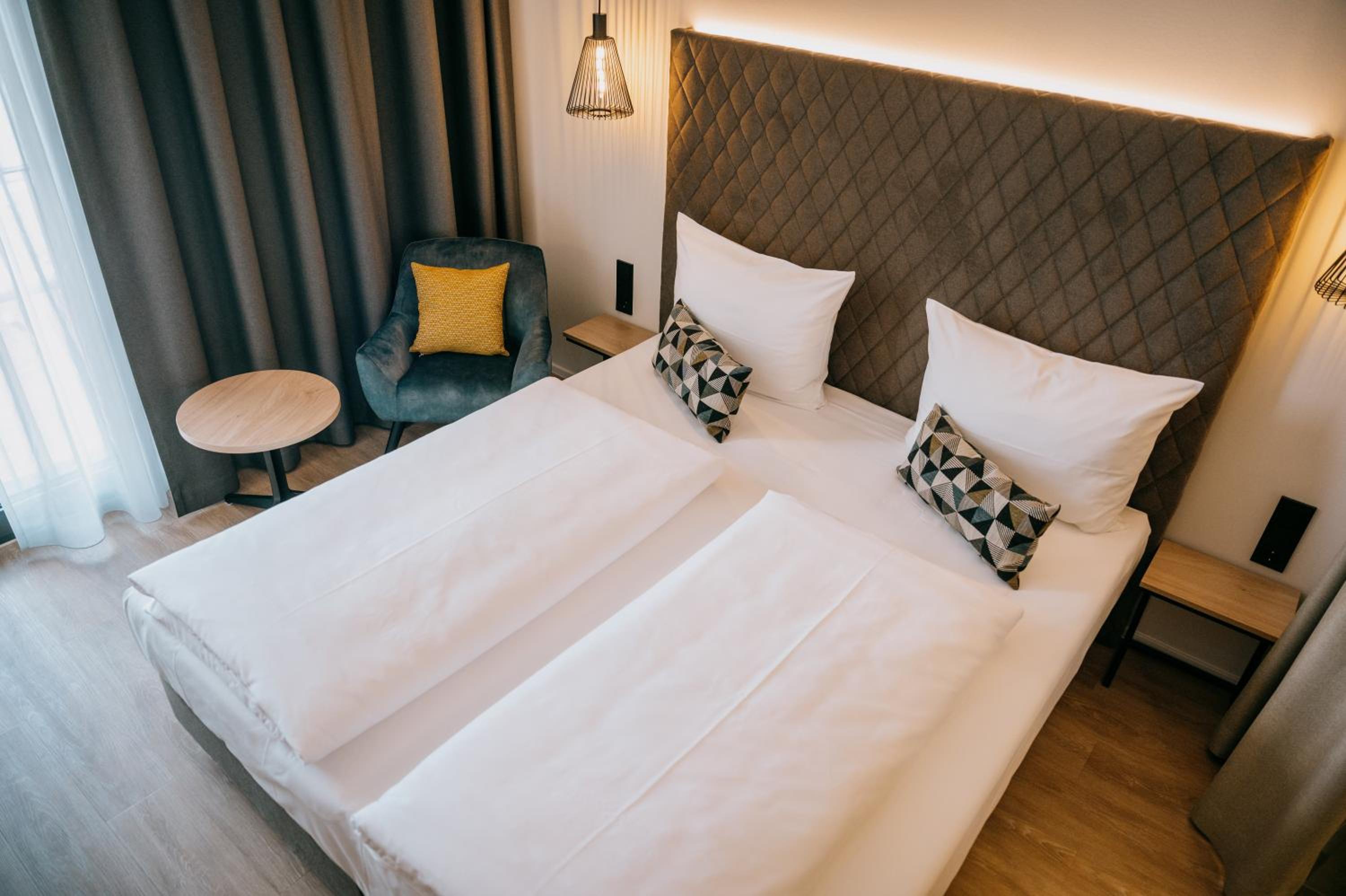 Standard Double Room - Photo 3