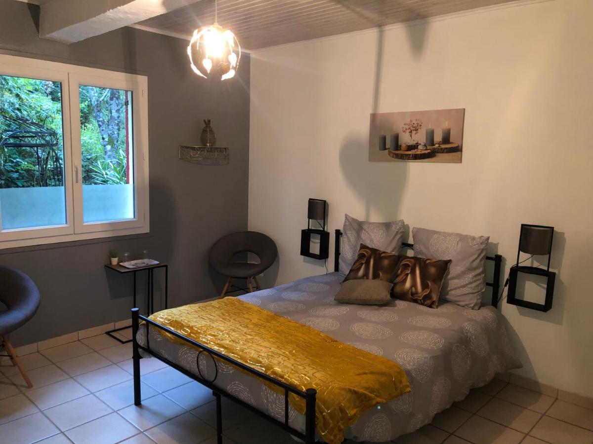 Double Room with Private External Bathroom