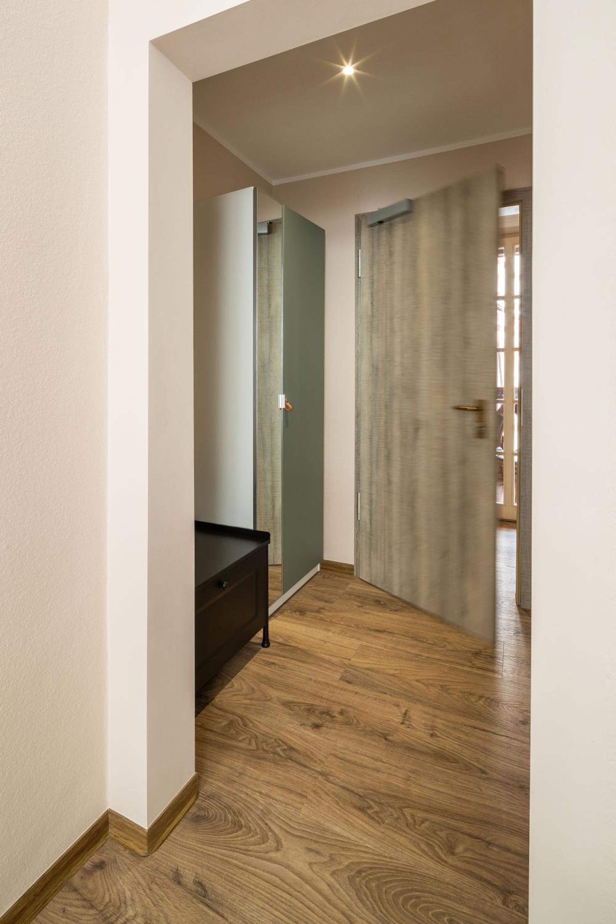 Standard Twin Room - Photo 1
