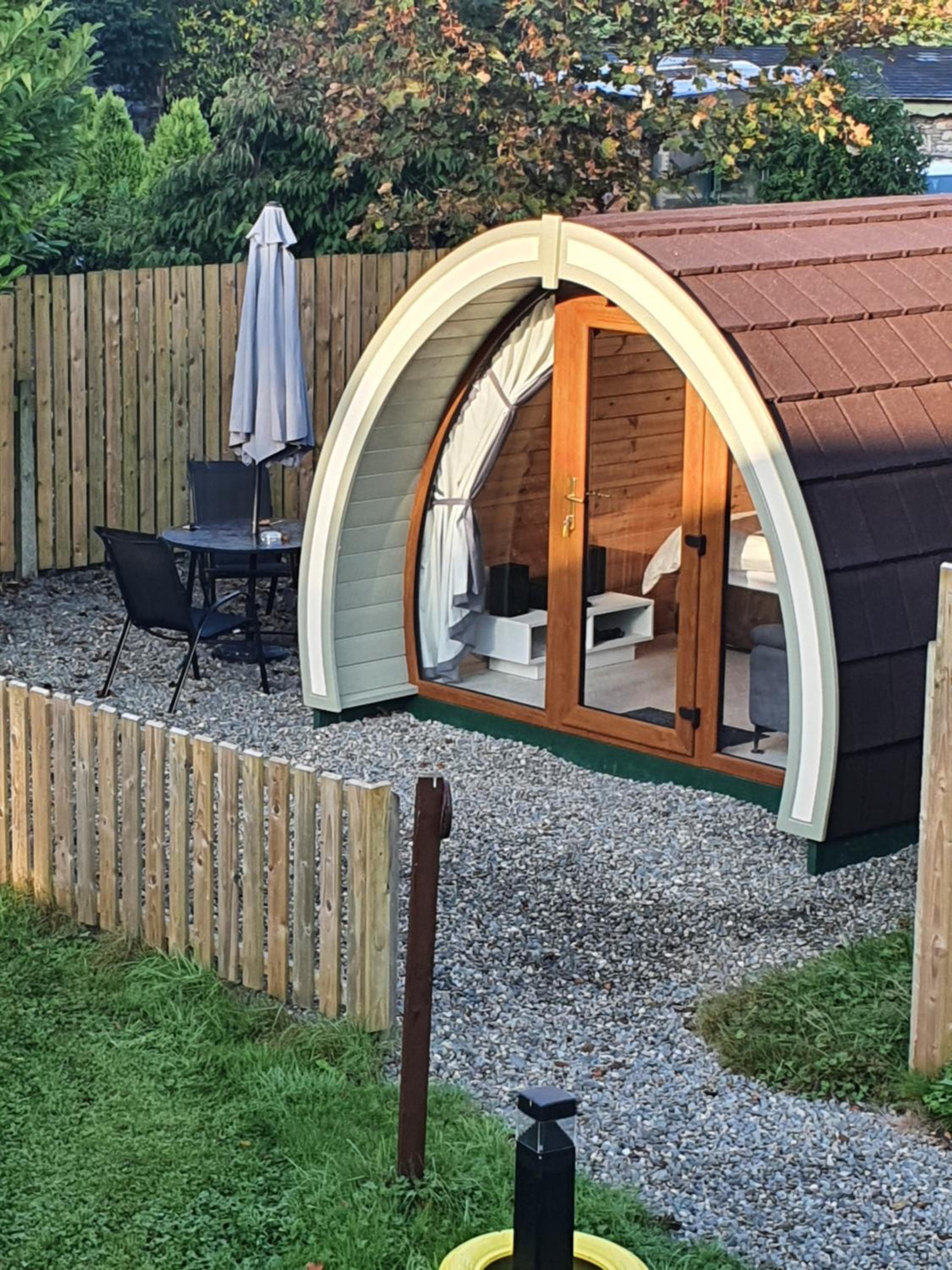 One-Bedroom Pod - Photo 6
