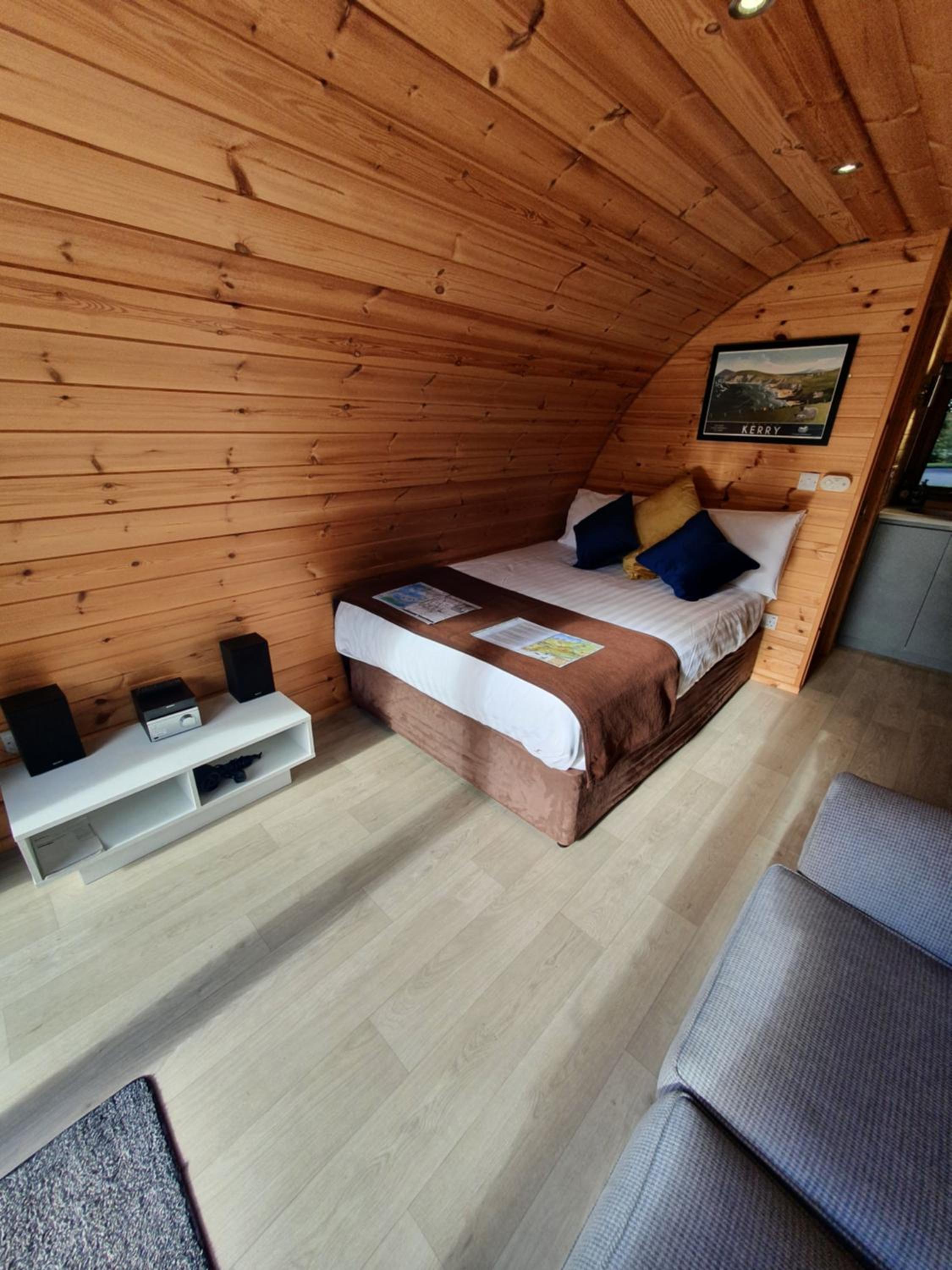 One-Bedroom Pod - Photo 24