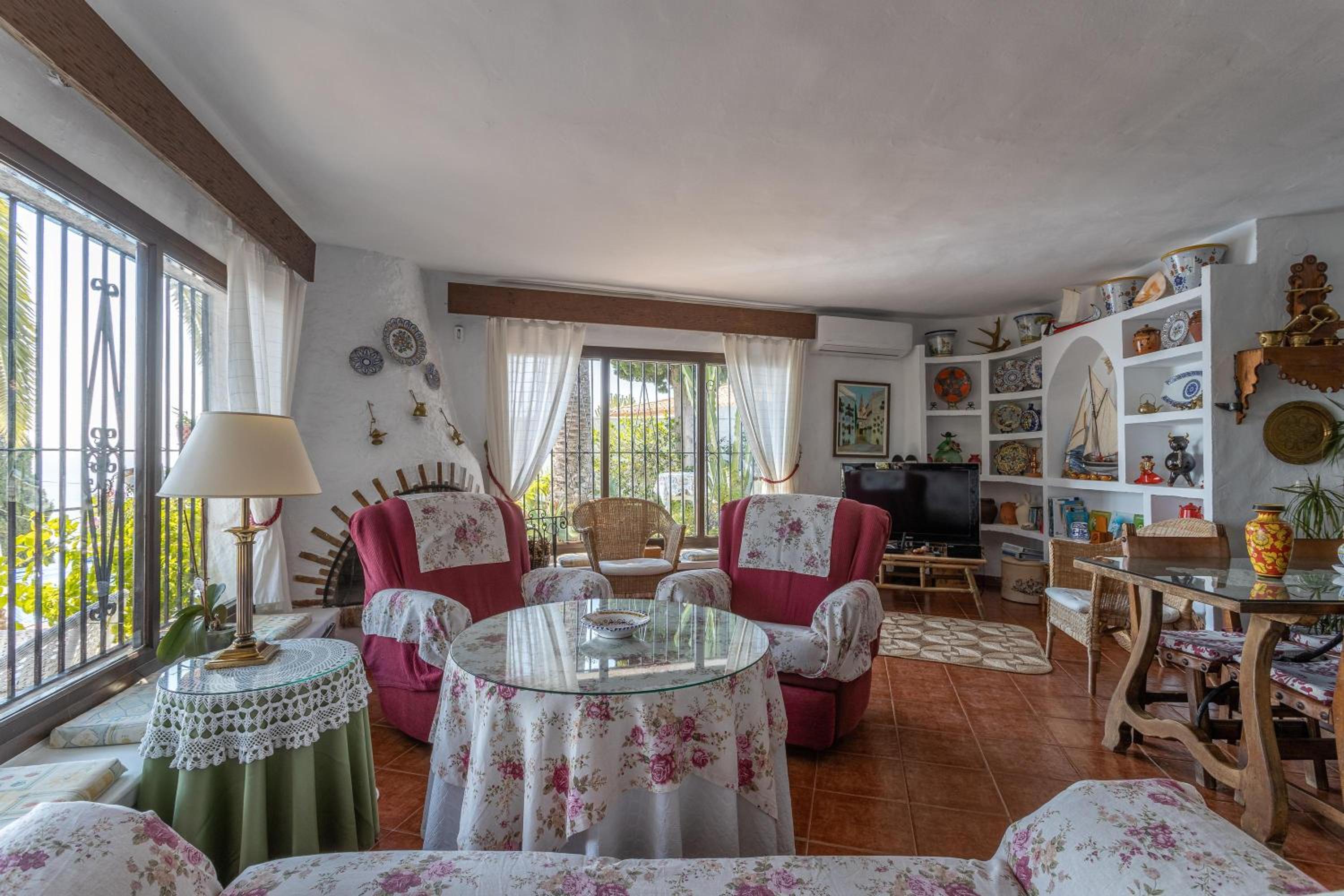 Villa with Sea View