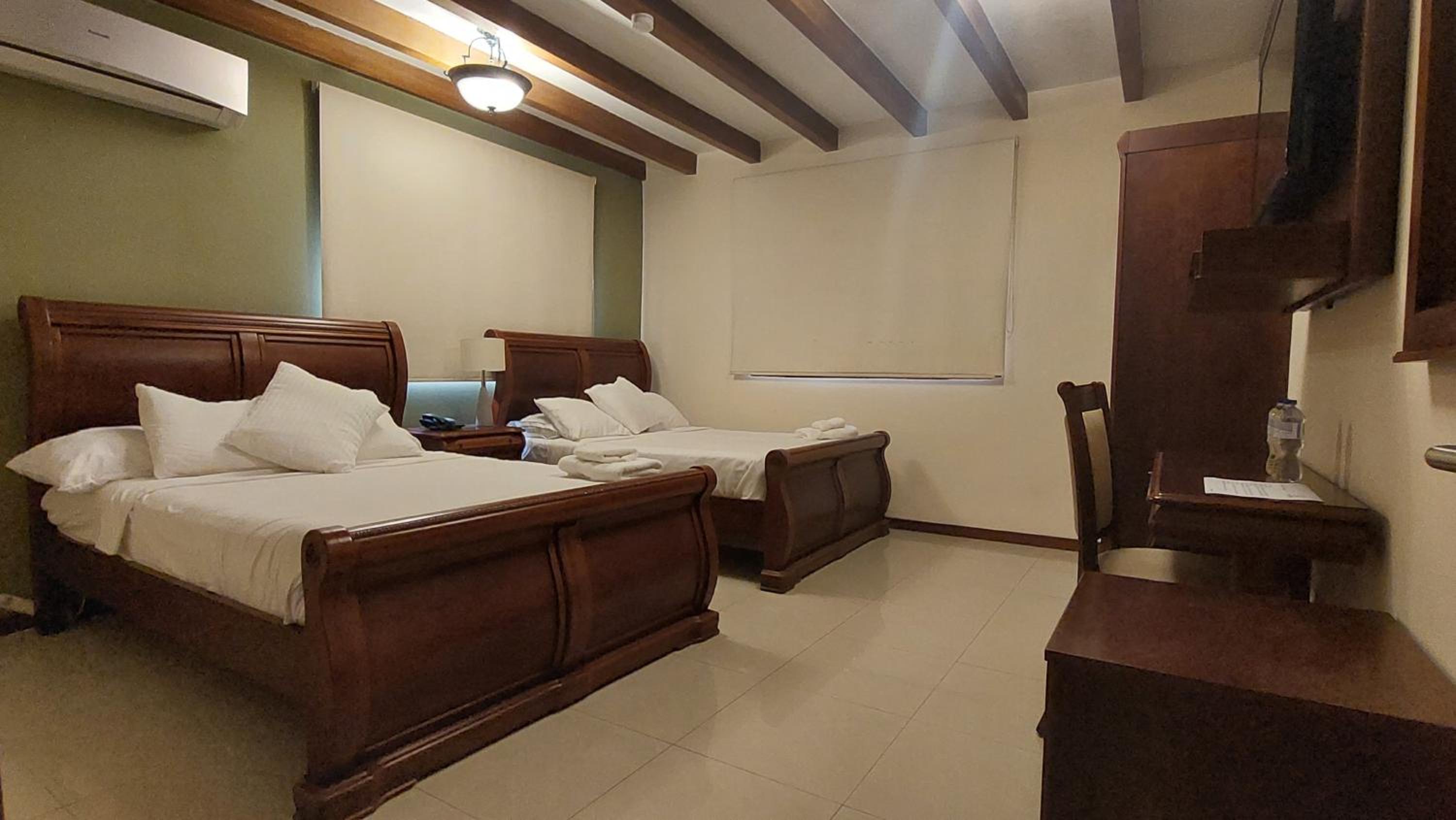 Deluxe Quadruple Room