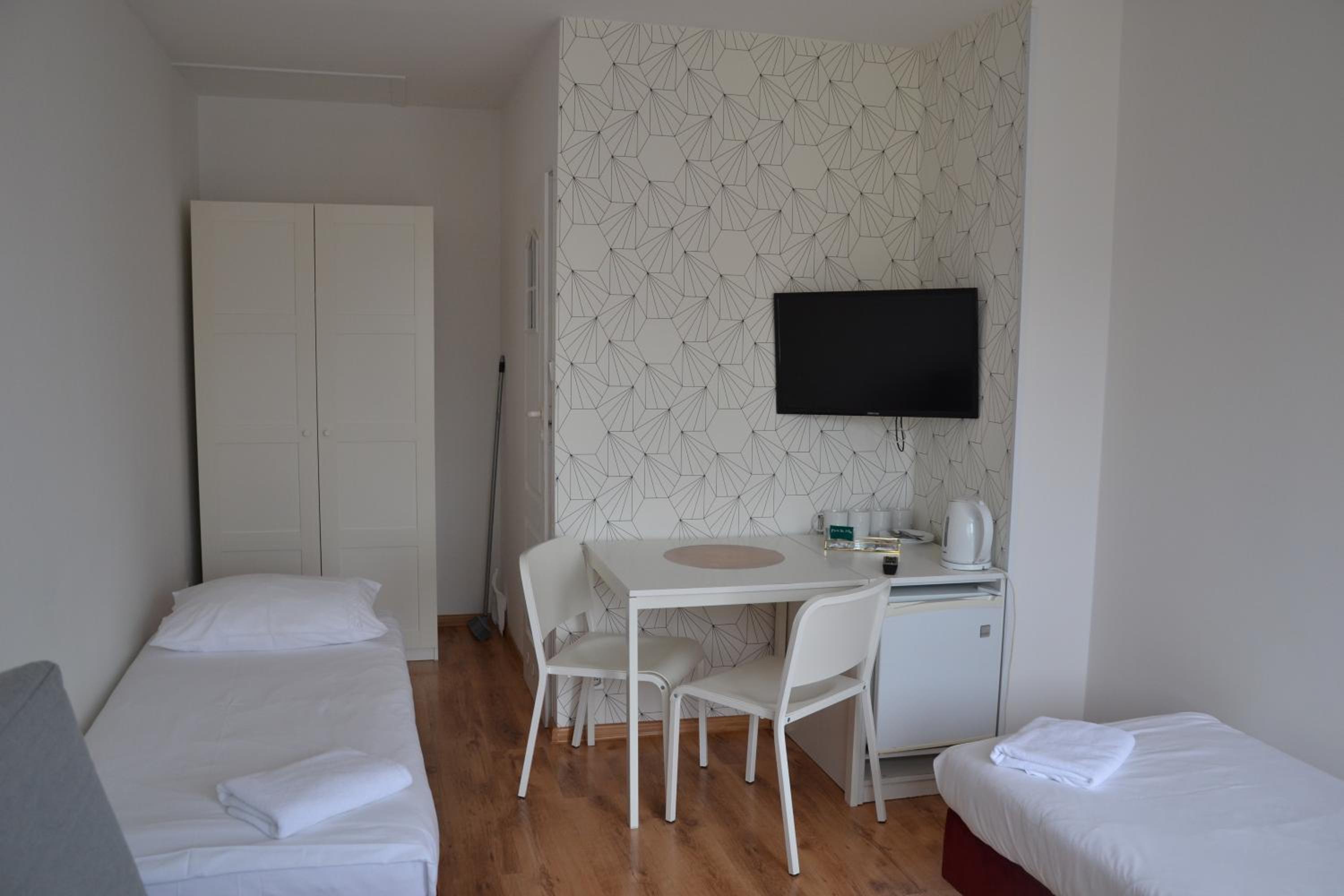 Classic Triple Room photo 1