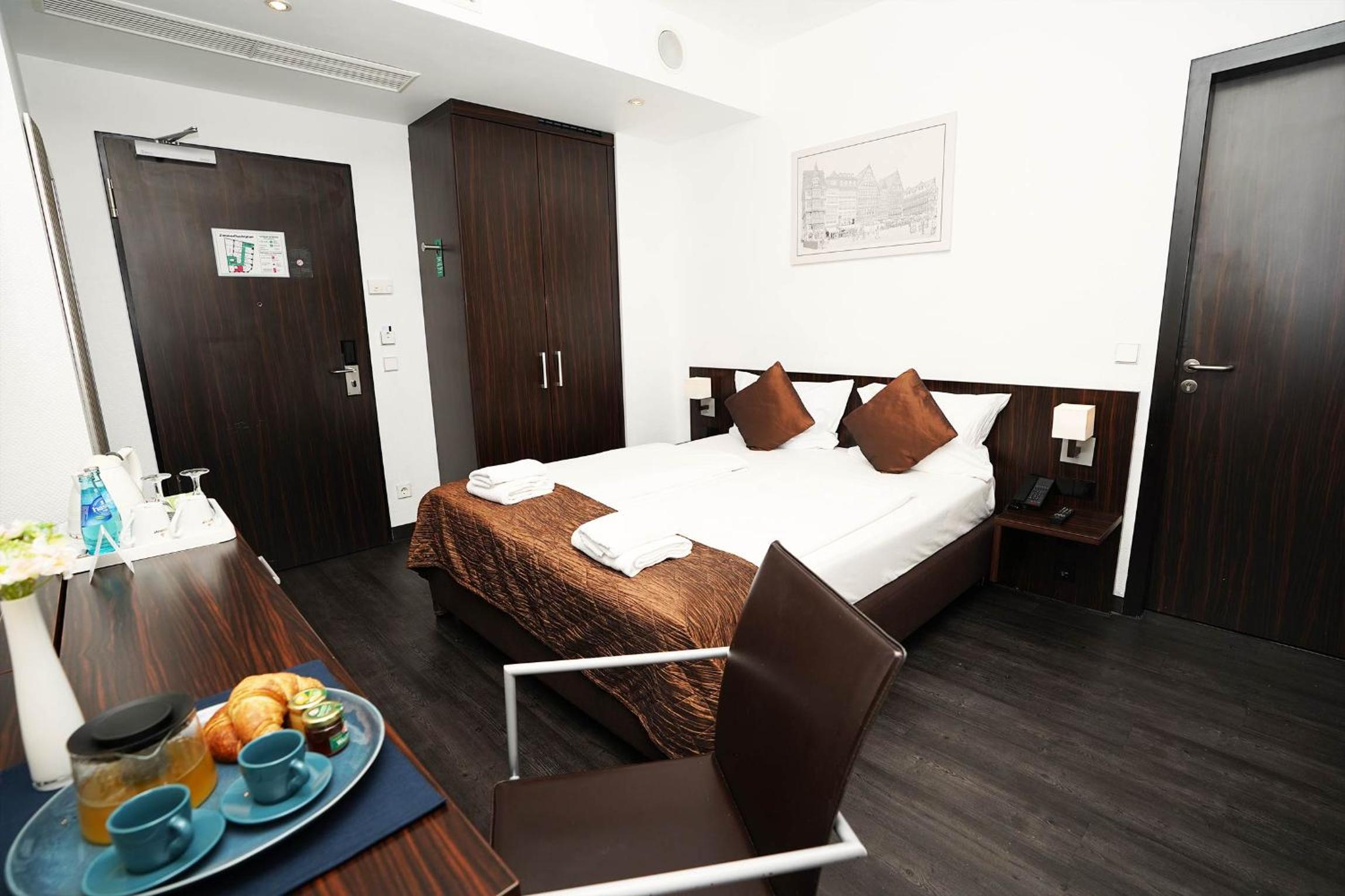 Double Room - Photo 1