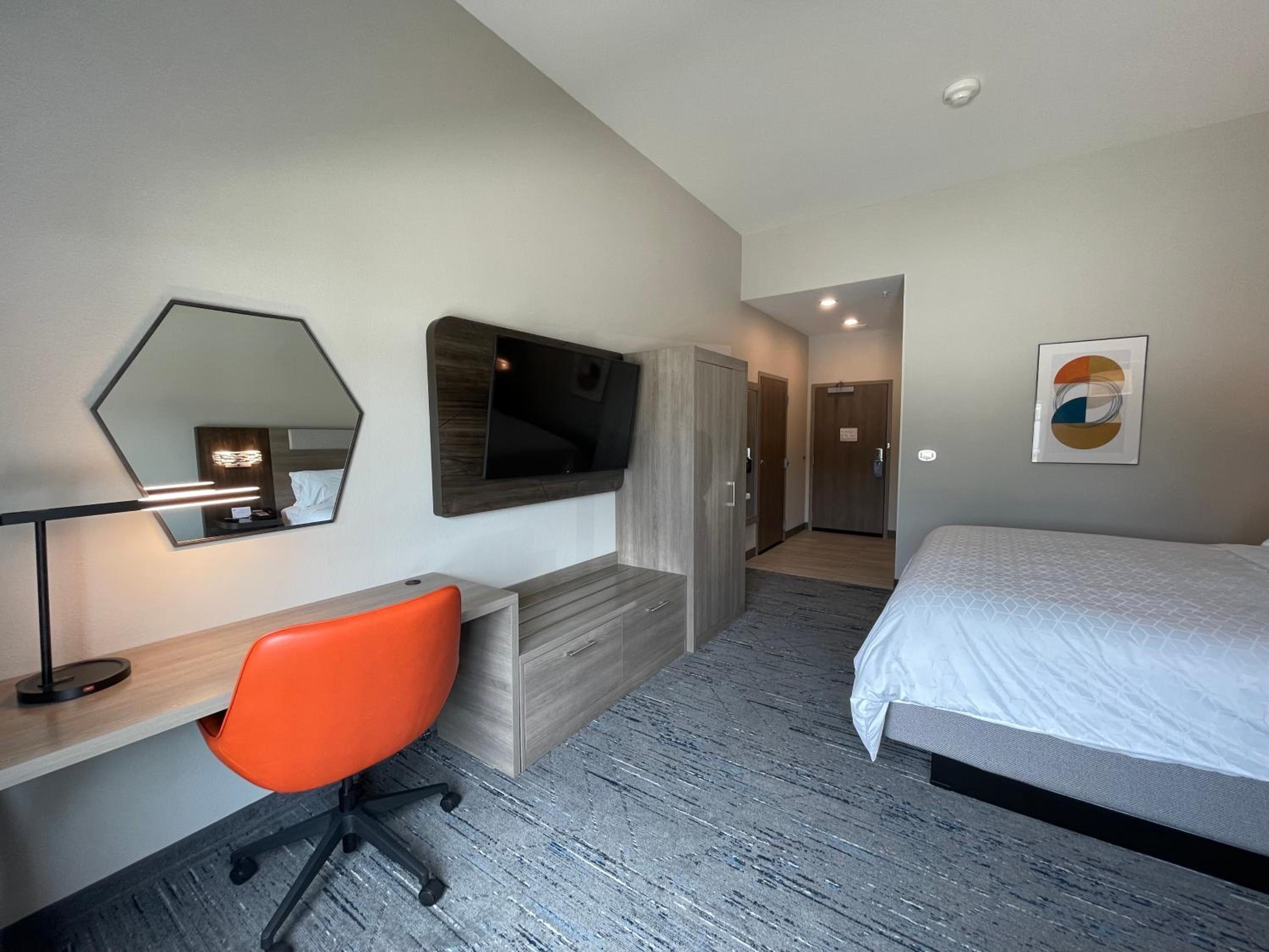 King Suite - Photo 1
