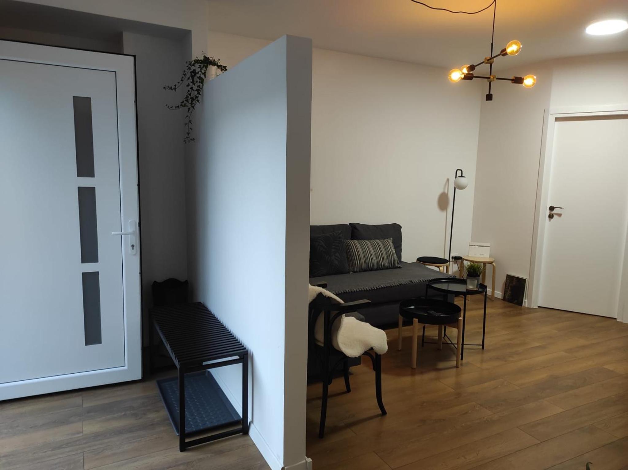 Two-Bedroom House - Photo 10