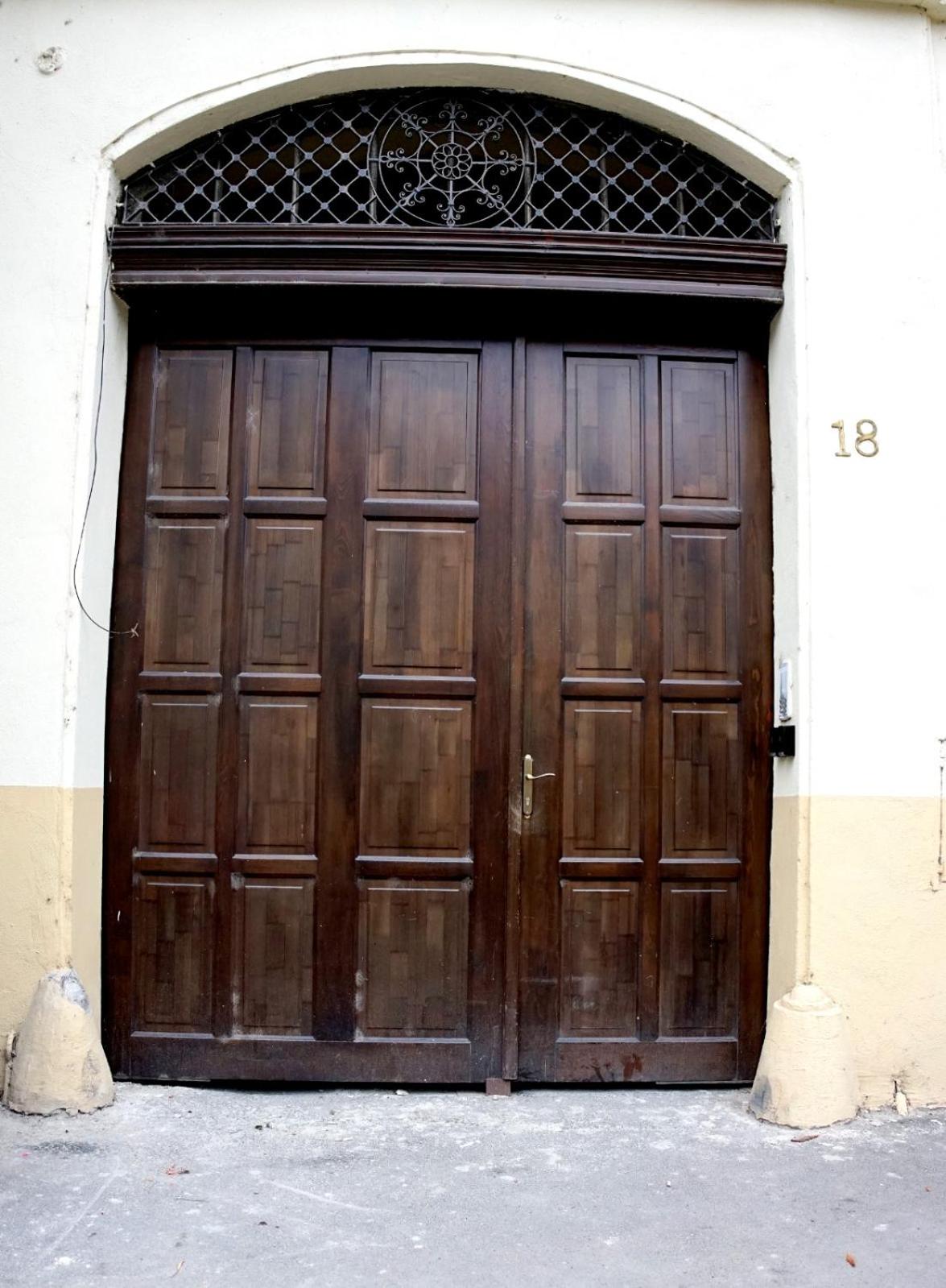 One-Bedroom Apartment - Photo 26