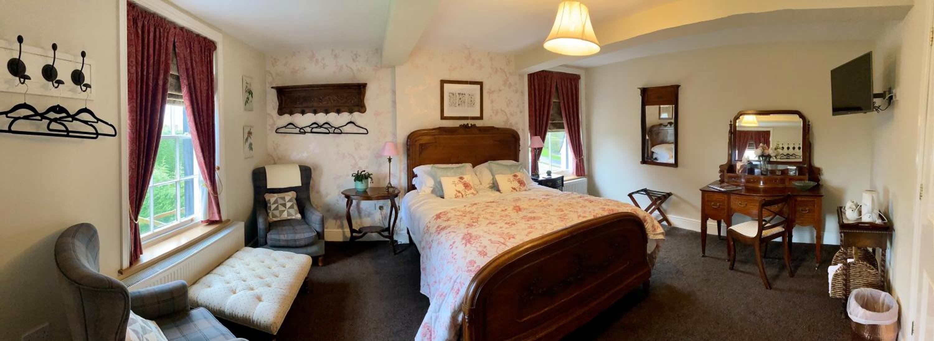 Superior King Room