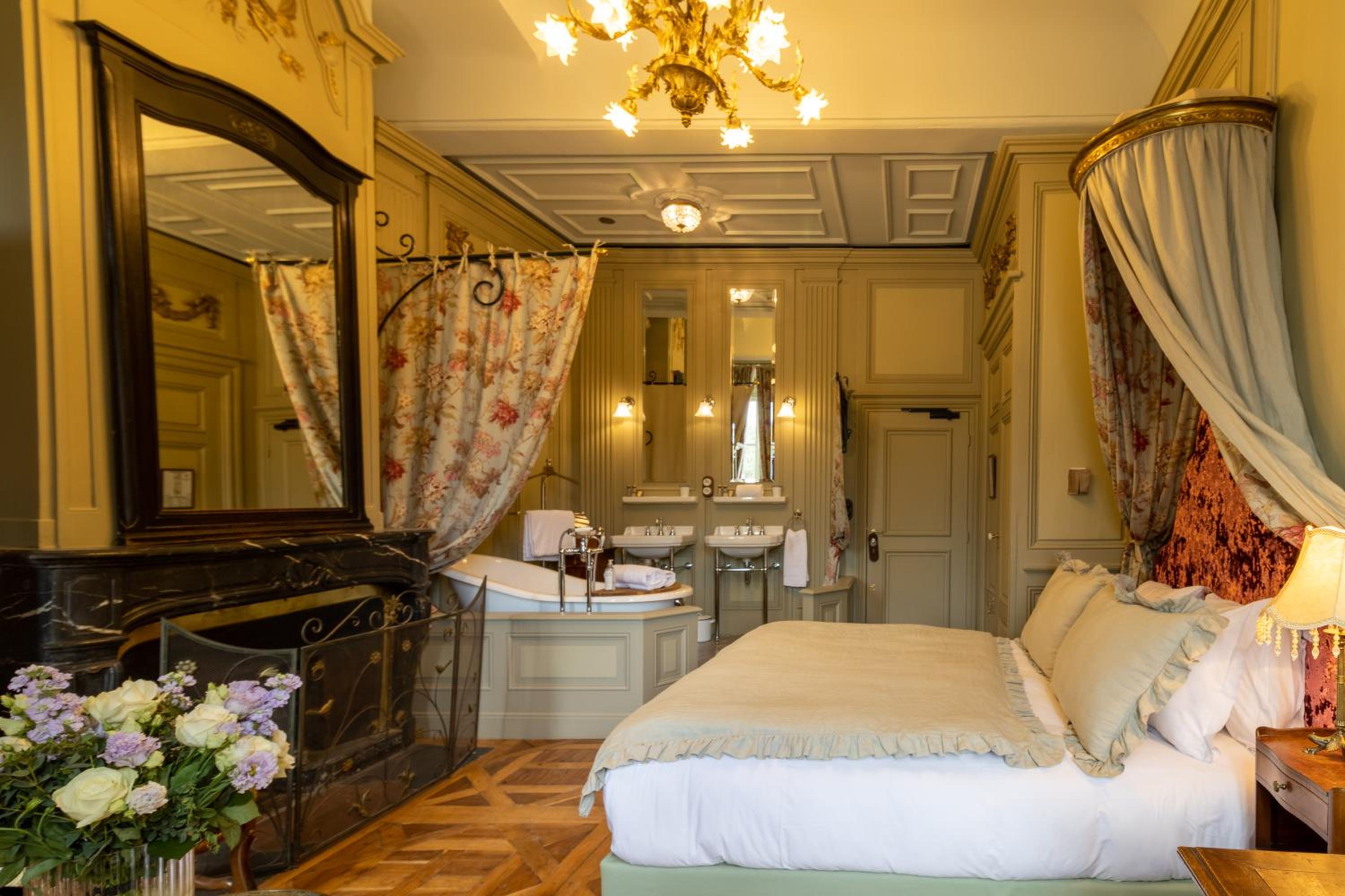 Prestige King Room - Photo 8