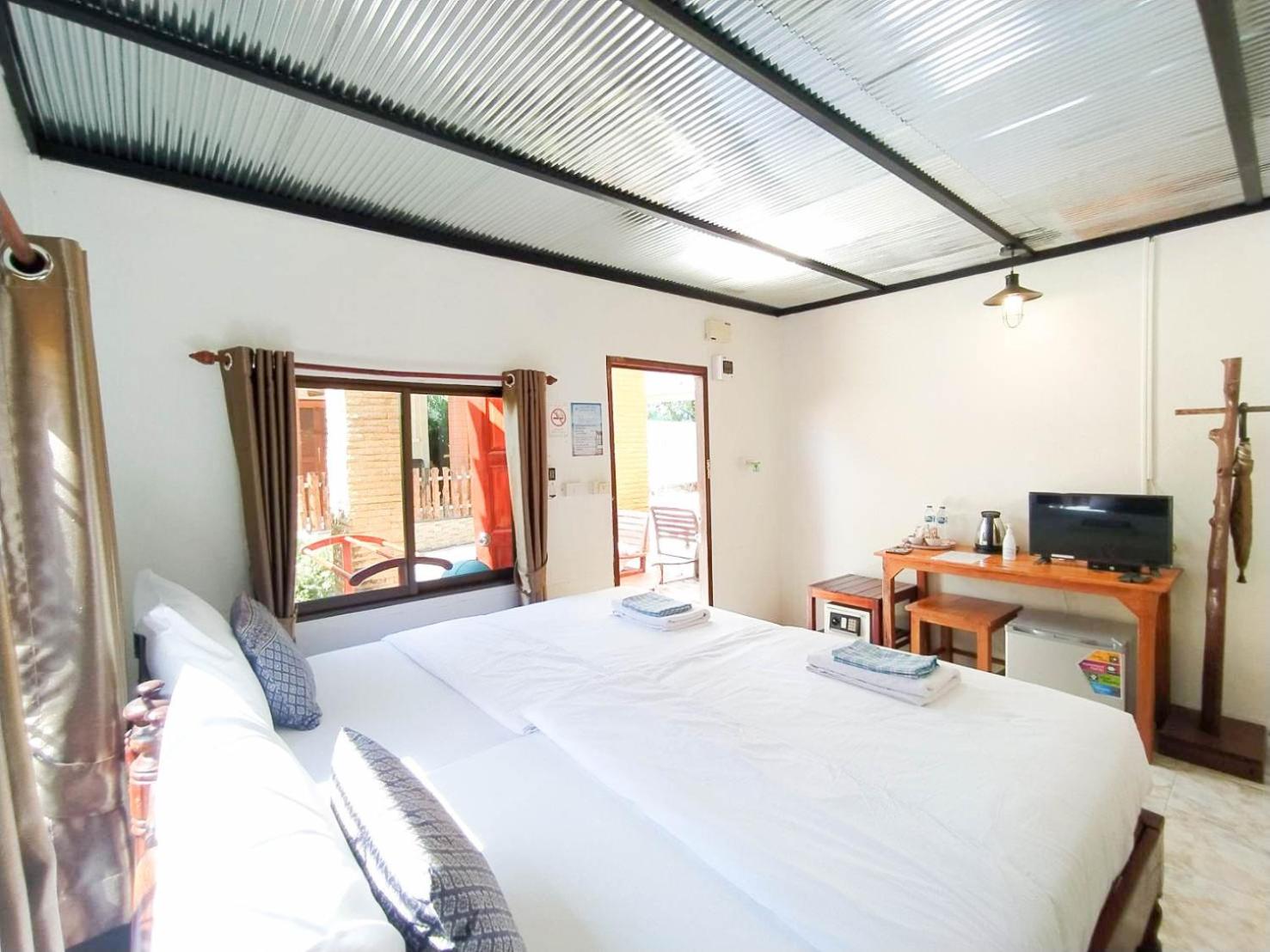 Budget Twin Room