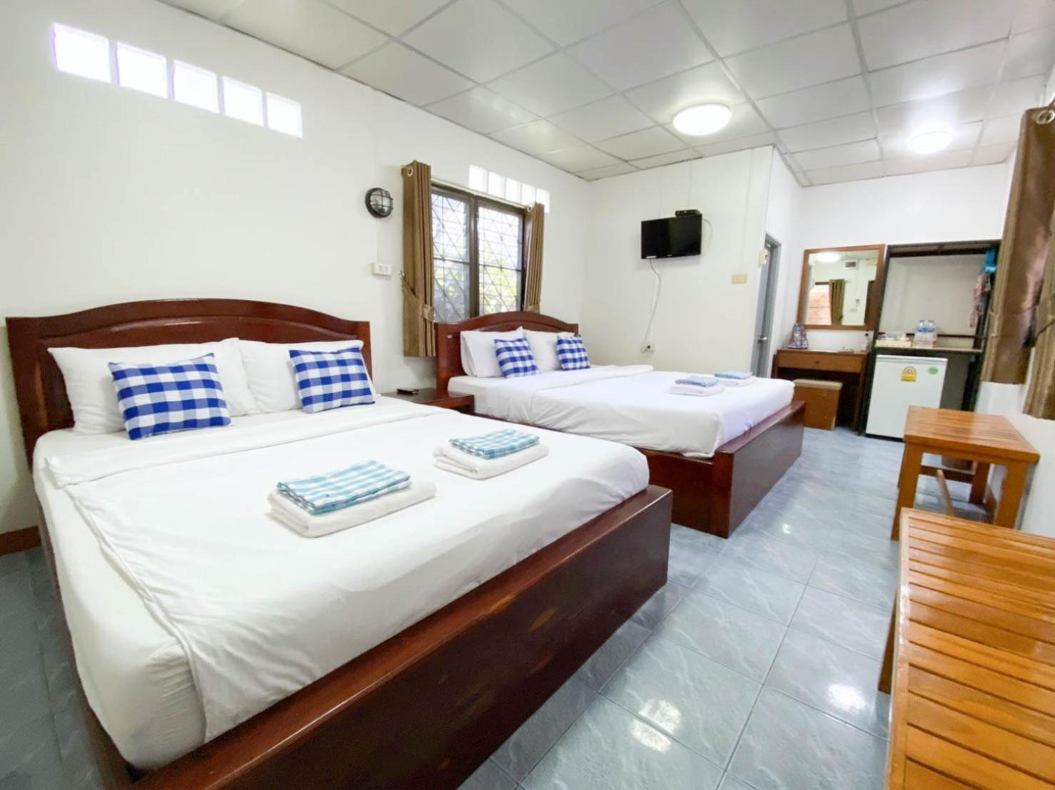 Economy Quadruple Room