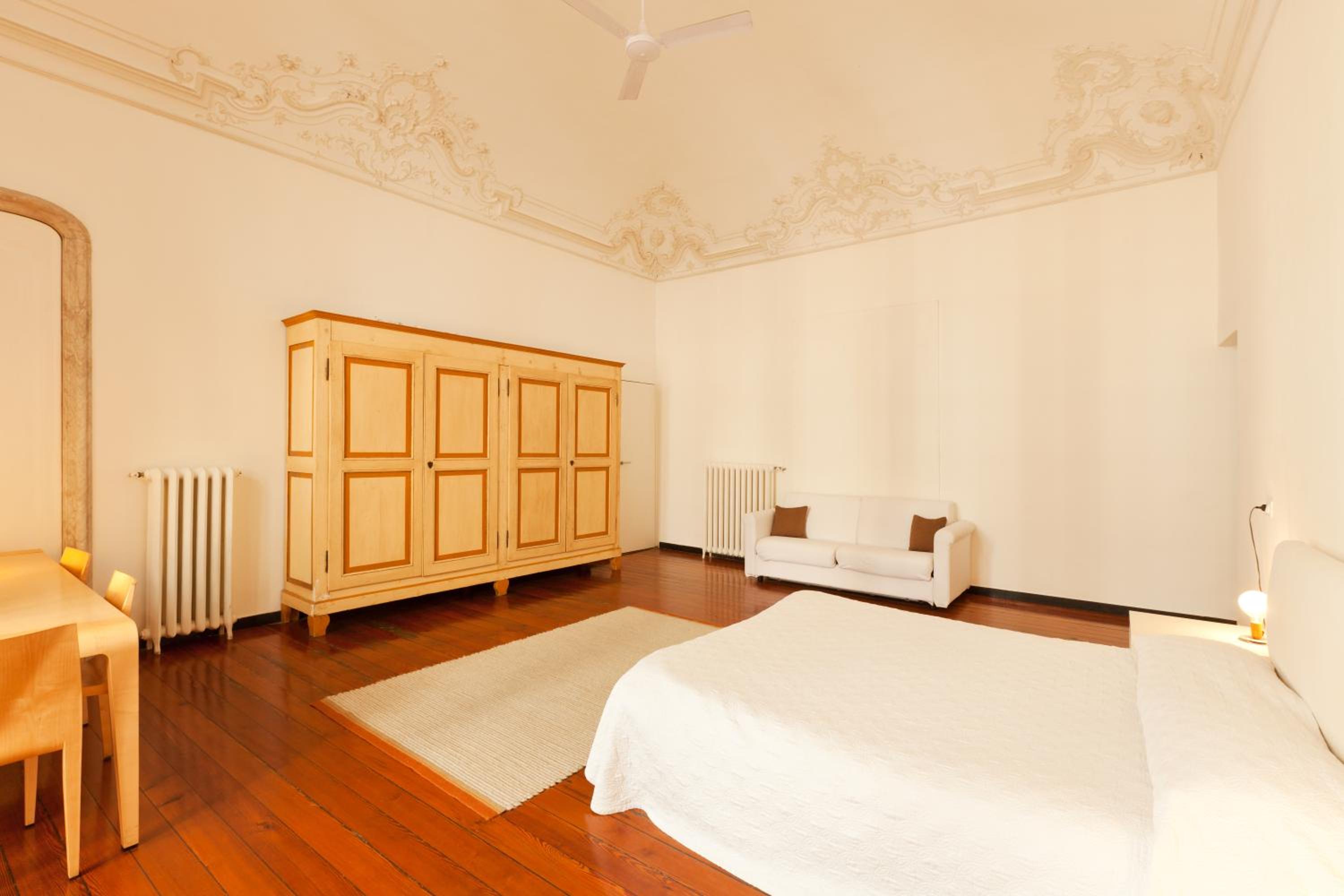Double Room (1 Adult) - Photo 1