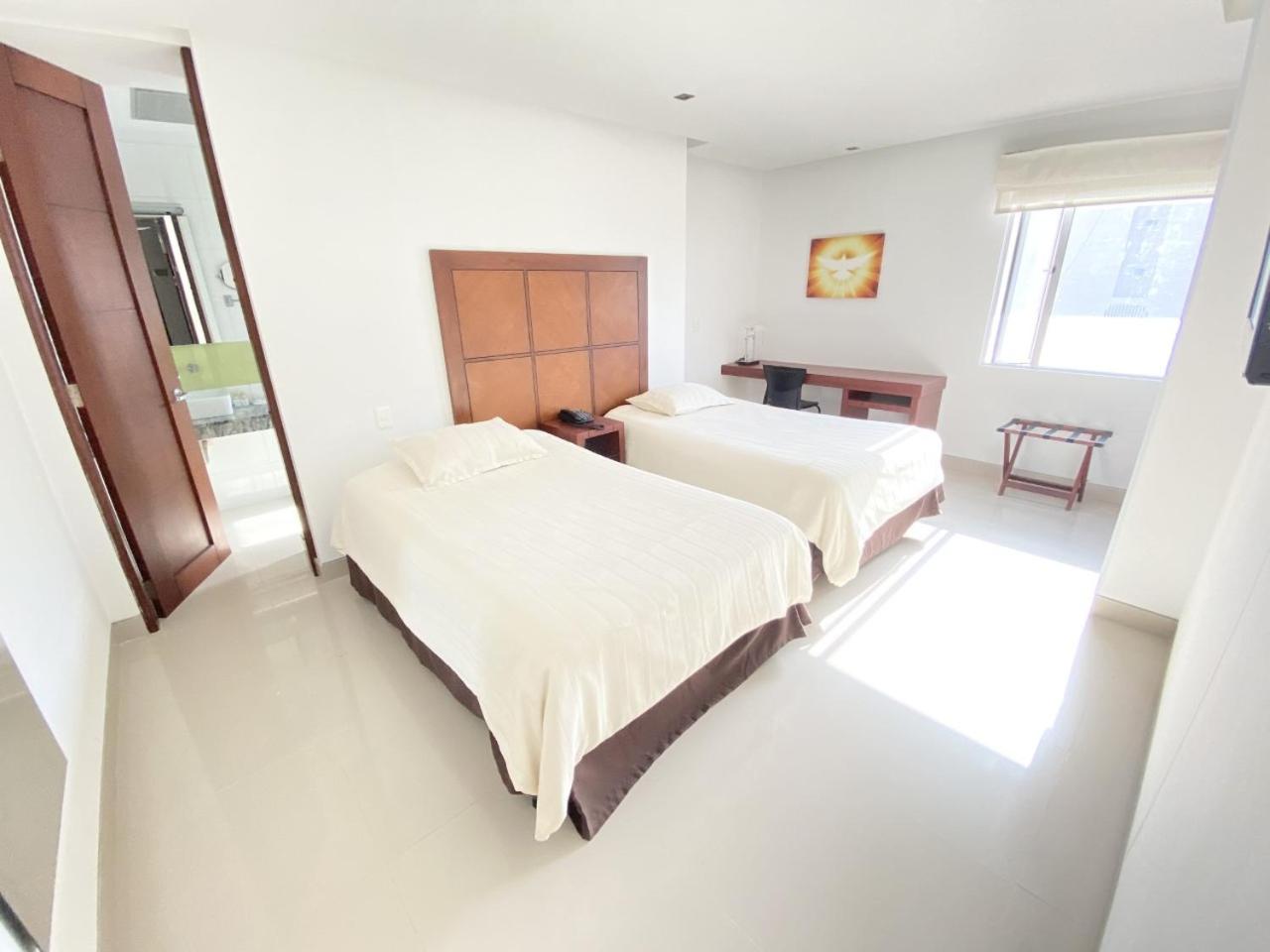 Standard Twin Room photo 1