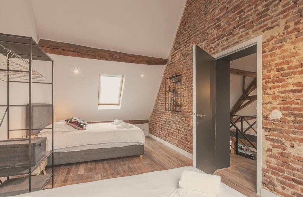 Two-Bedroom House - Photo 3