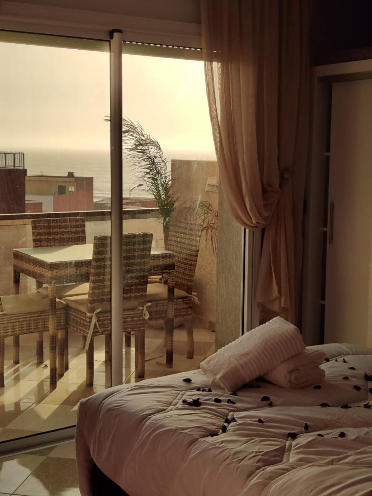 Apartment with Sea View - Photo 1