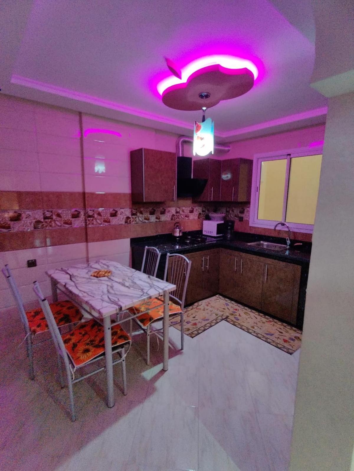 Apartment with Balcony - Photo 6