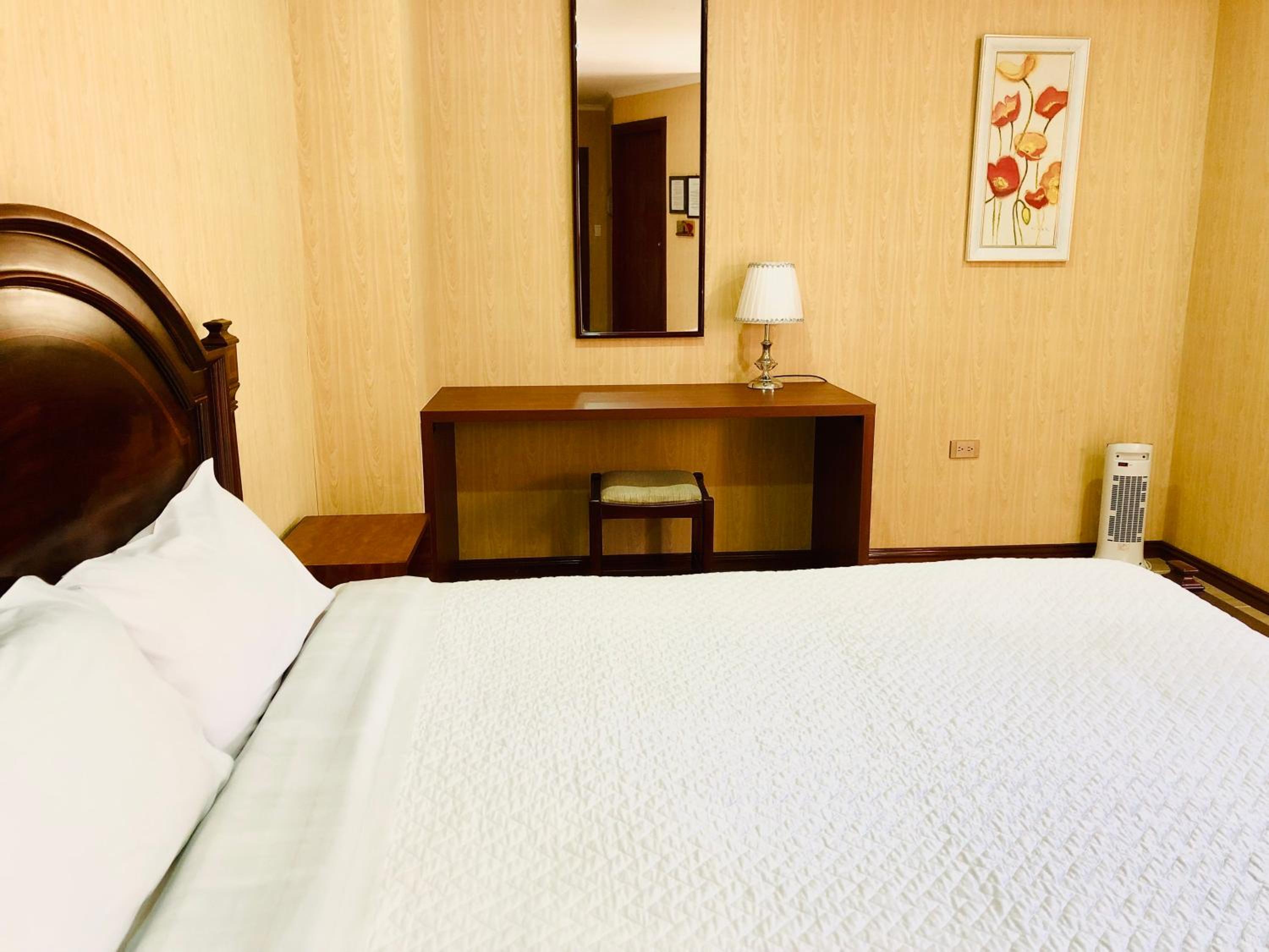 Double Room with Private Bathroom photo 1