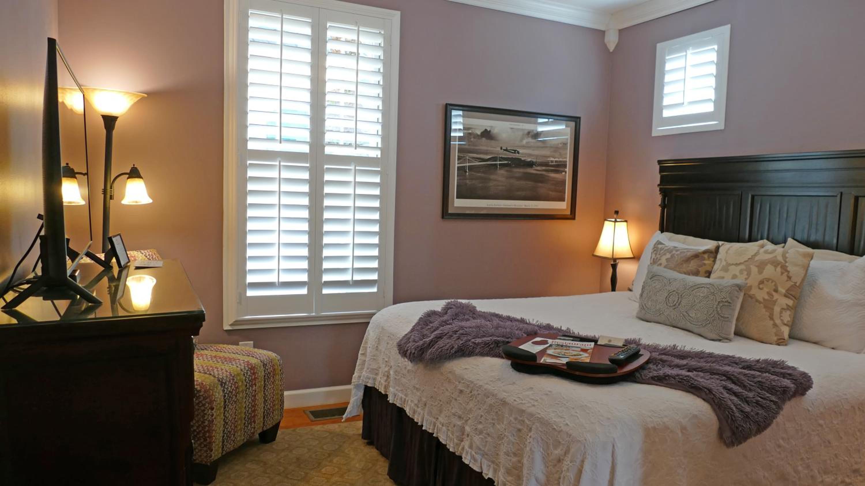 Deluxe King Suite
