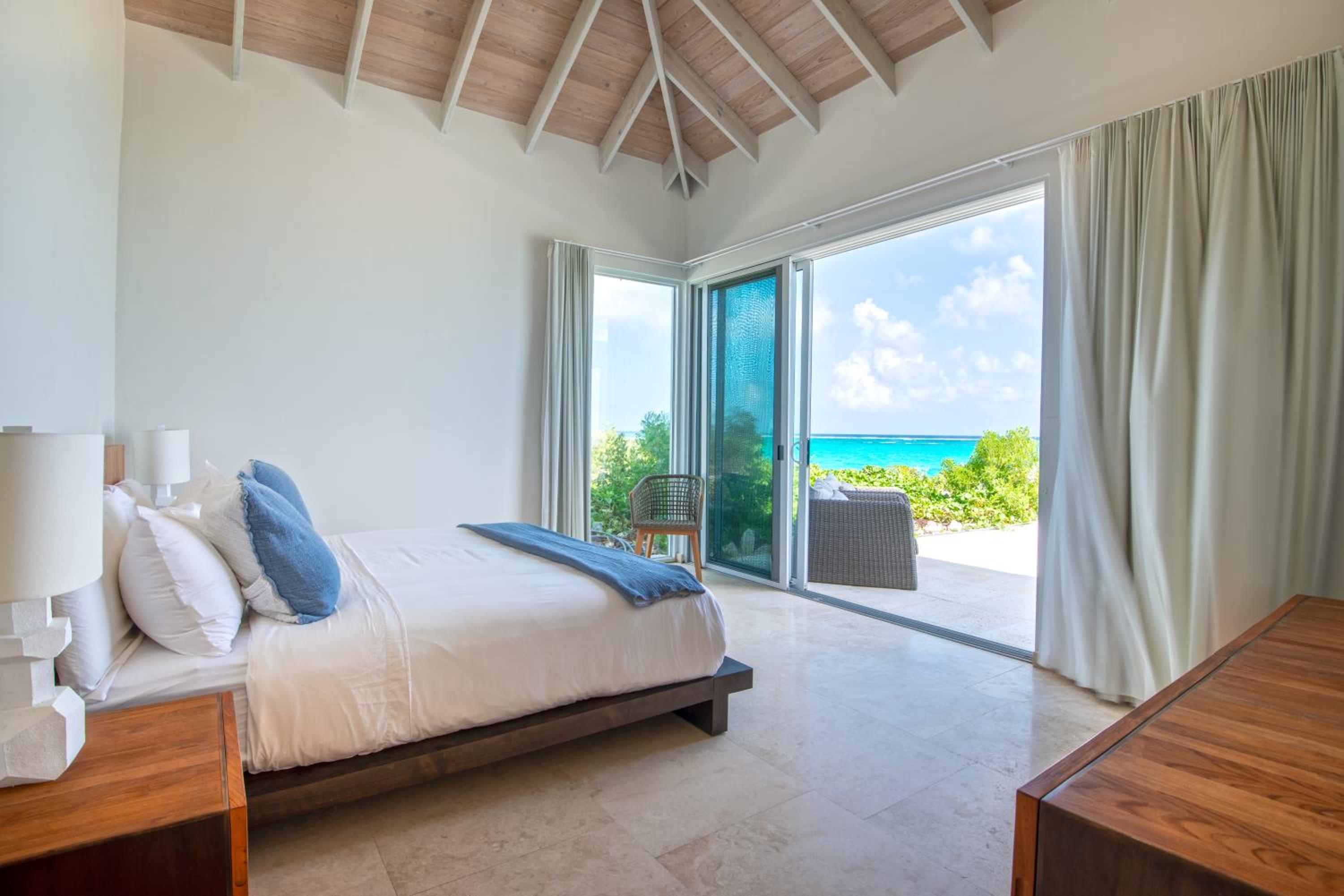 Bedroom Peninsula Oceanfront Conch Villa