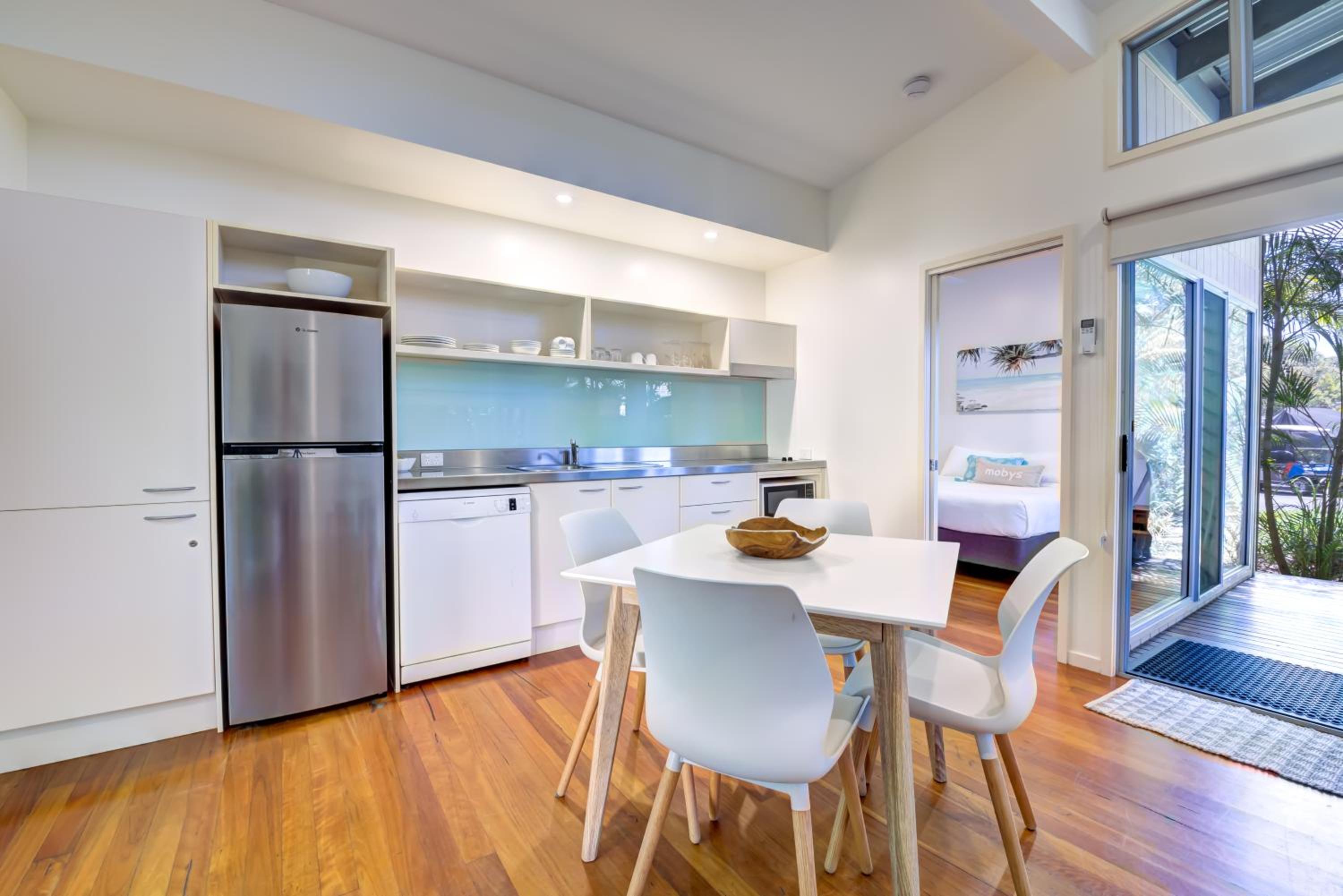 One-Bedroom Apartment, photo 7