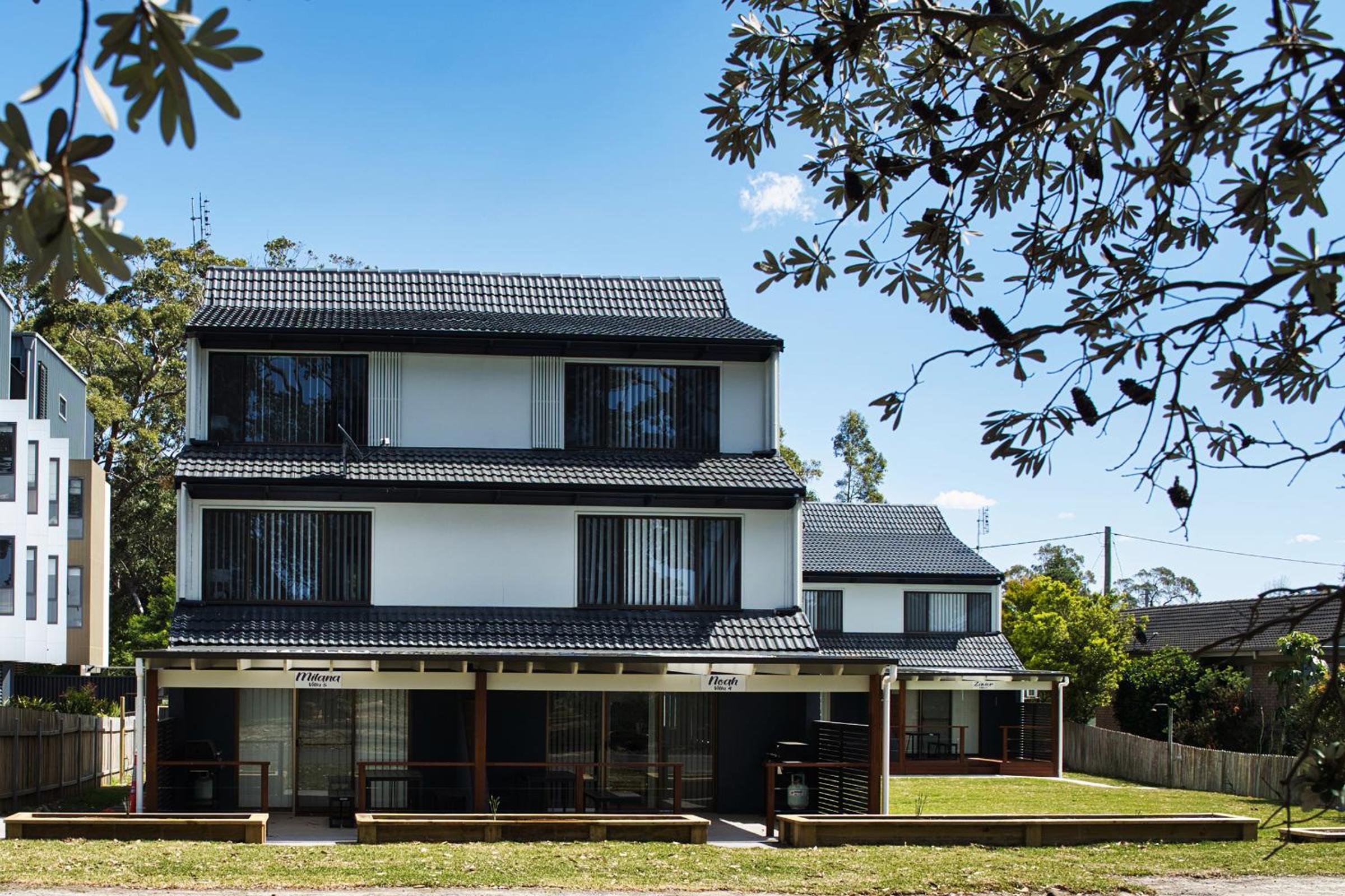 Villa with Sea View photo 2