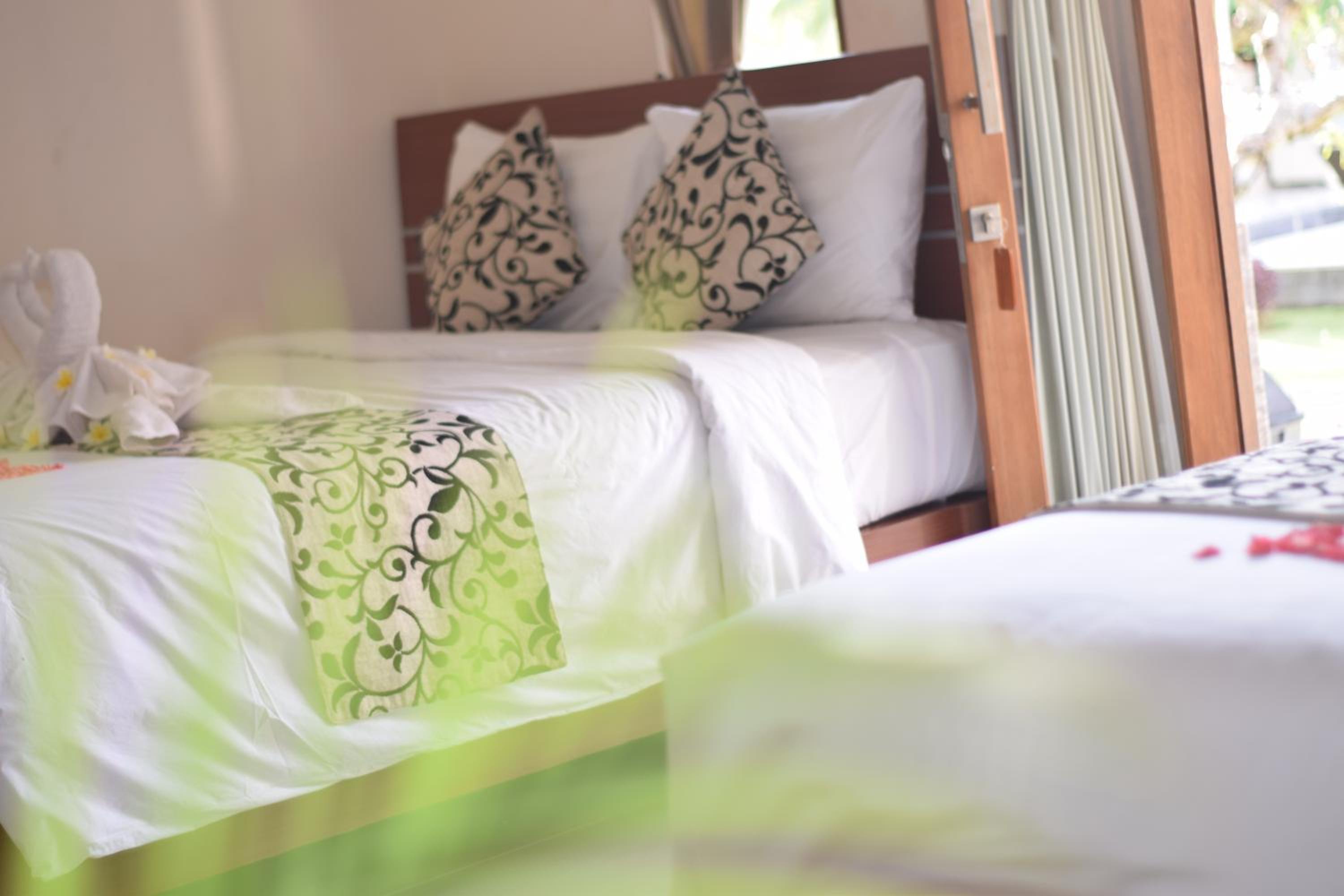 Deluxe Double Room - Photo 12