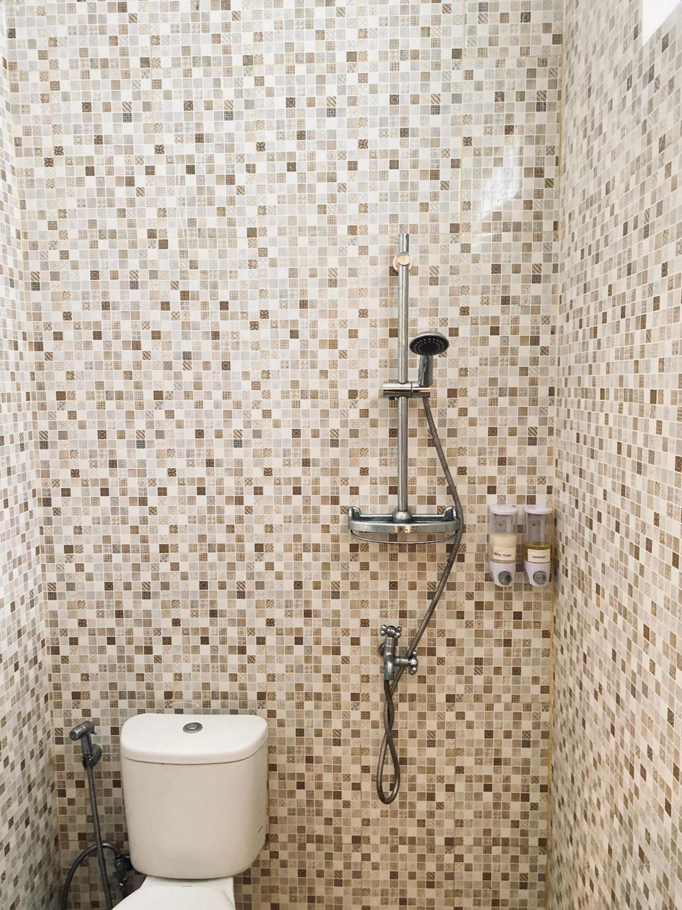 Standard Suite - Photo 7
